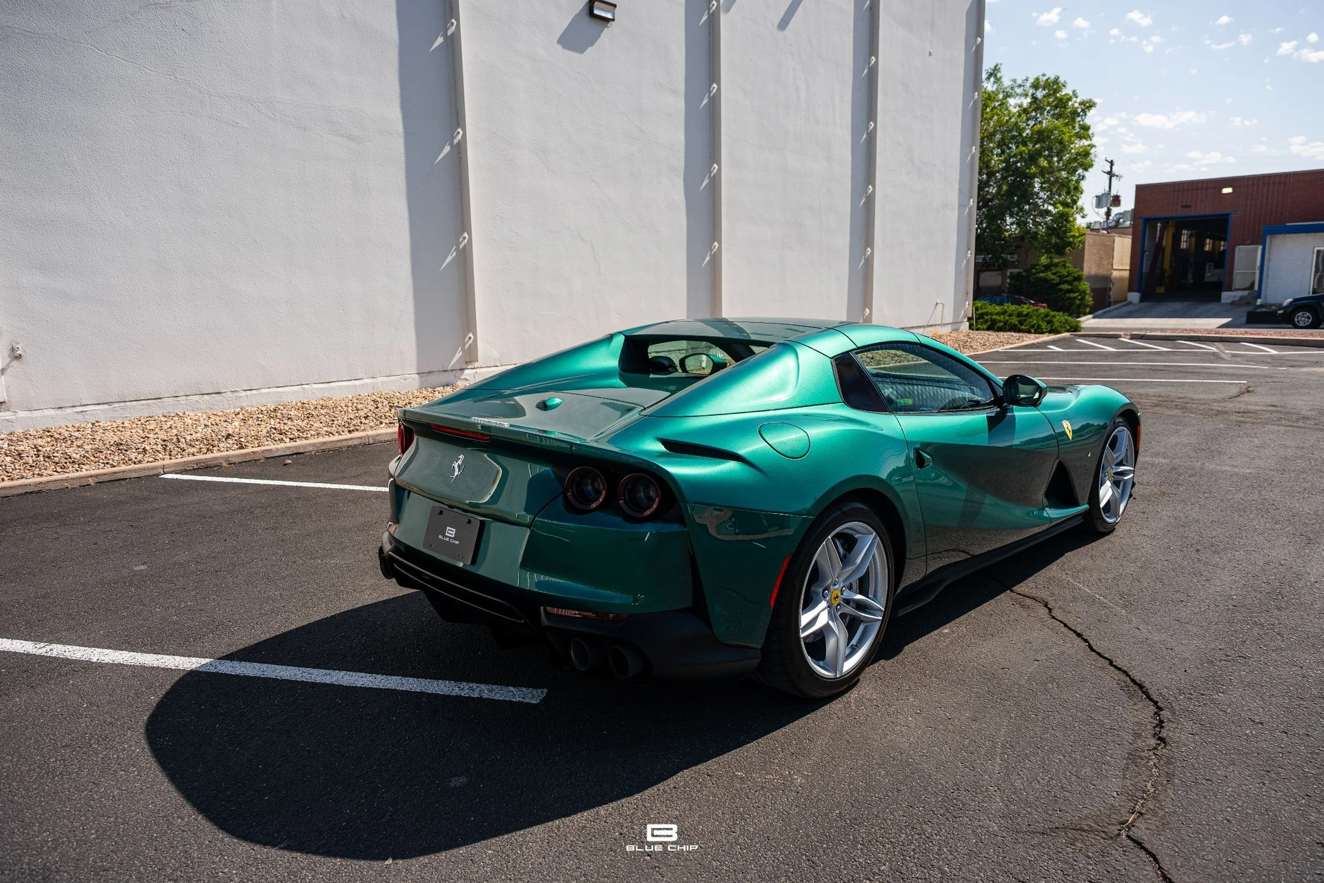 mph033_1716712161_6a612ffec4039d71235d20fe_23798_202022_20_Ferrari_20812_20_GTS_20_Verde_20_British_34_db6e988ae7