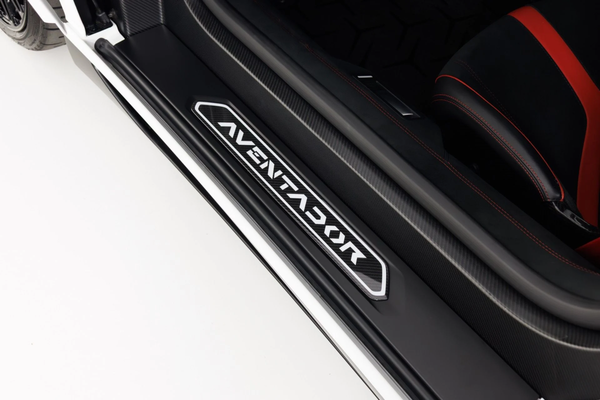 mph033_171853483_Used_2016_Lamborghini_Aventador_LP_750_4_Superveloce_1779992498_d51e60a8aa