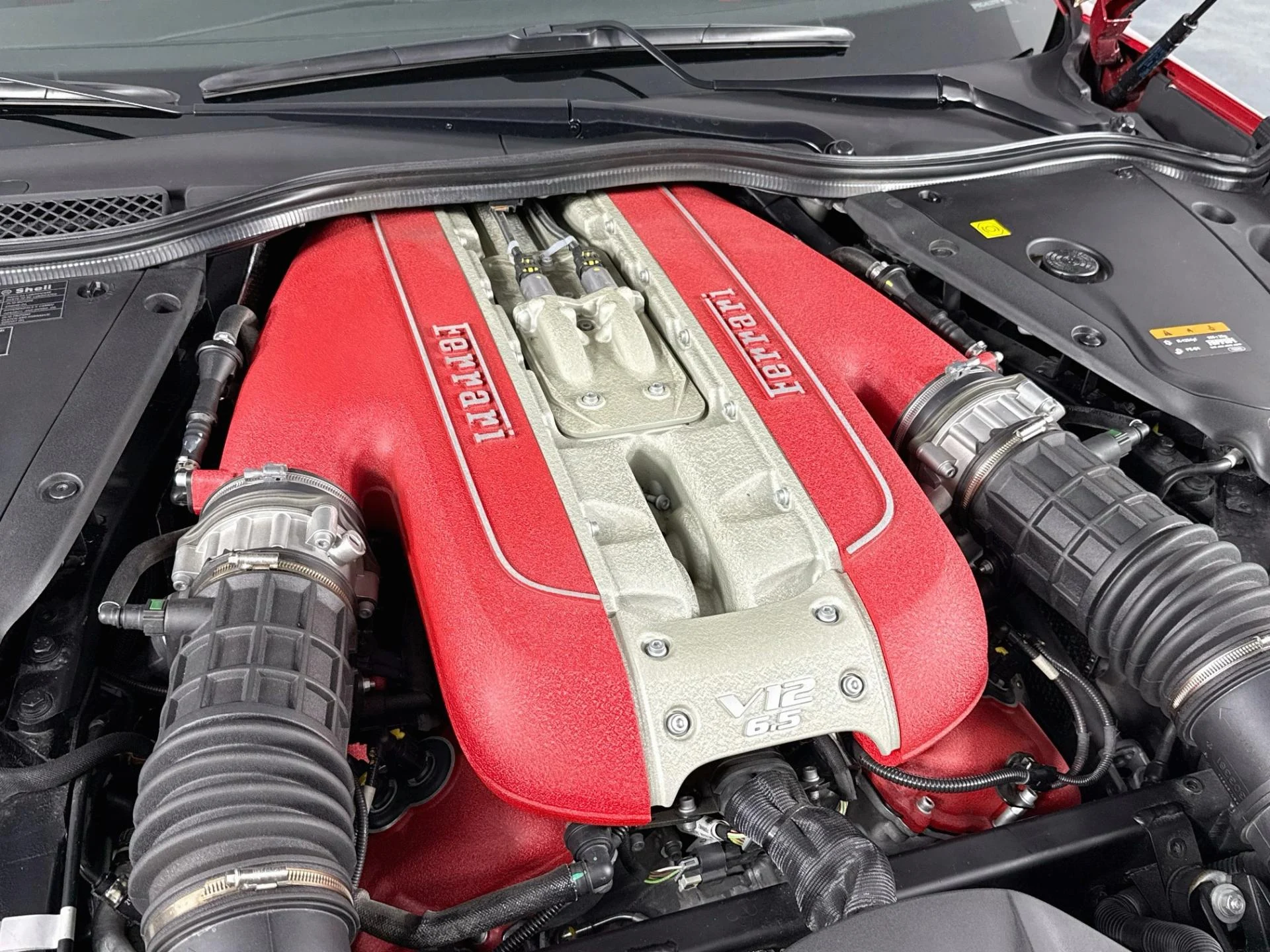 mph033_1720886958_Used_2020_Ferrari_812_Superfast_1788899415_ae9d7cc910