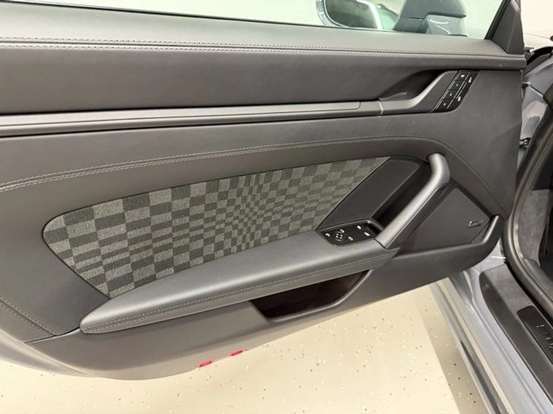 mph033_1722870739_d0863717071aee59ce2ca68543bb83b4_4377233763