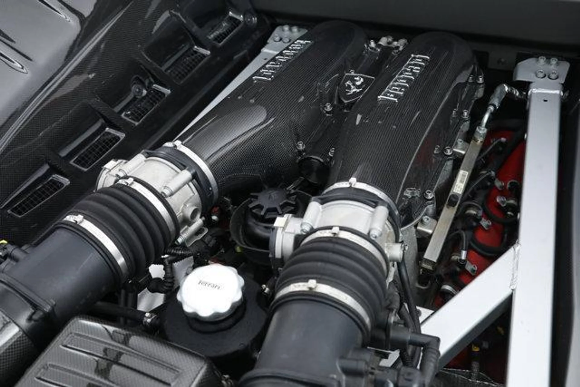 mph033_173097067_jh_L1_Qxyo9r9_ZI_22_O41ie_Xm_Xv_Ks_b7b34811b3