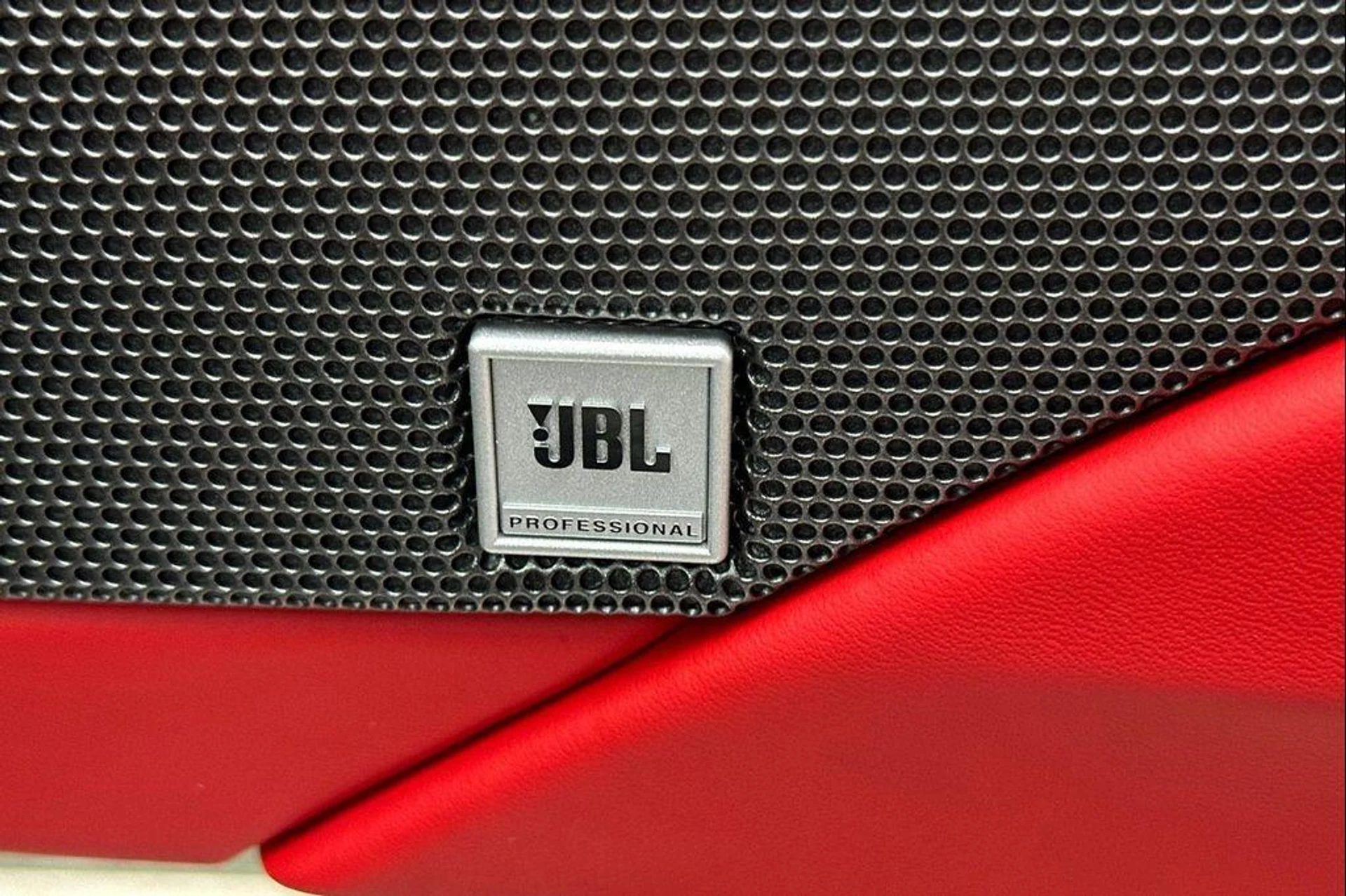 mph033_174226408_1irl7rd_Rmck_Is_Bi_P_Dwl_Ph_I_Exfk_I_ac03c4c56d