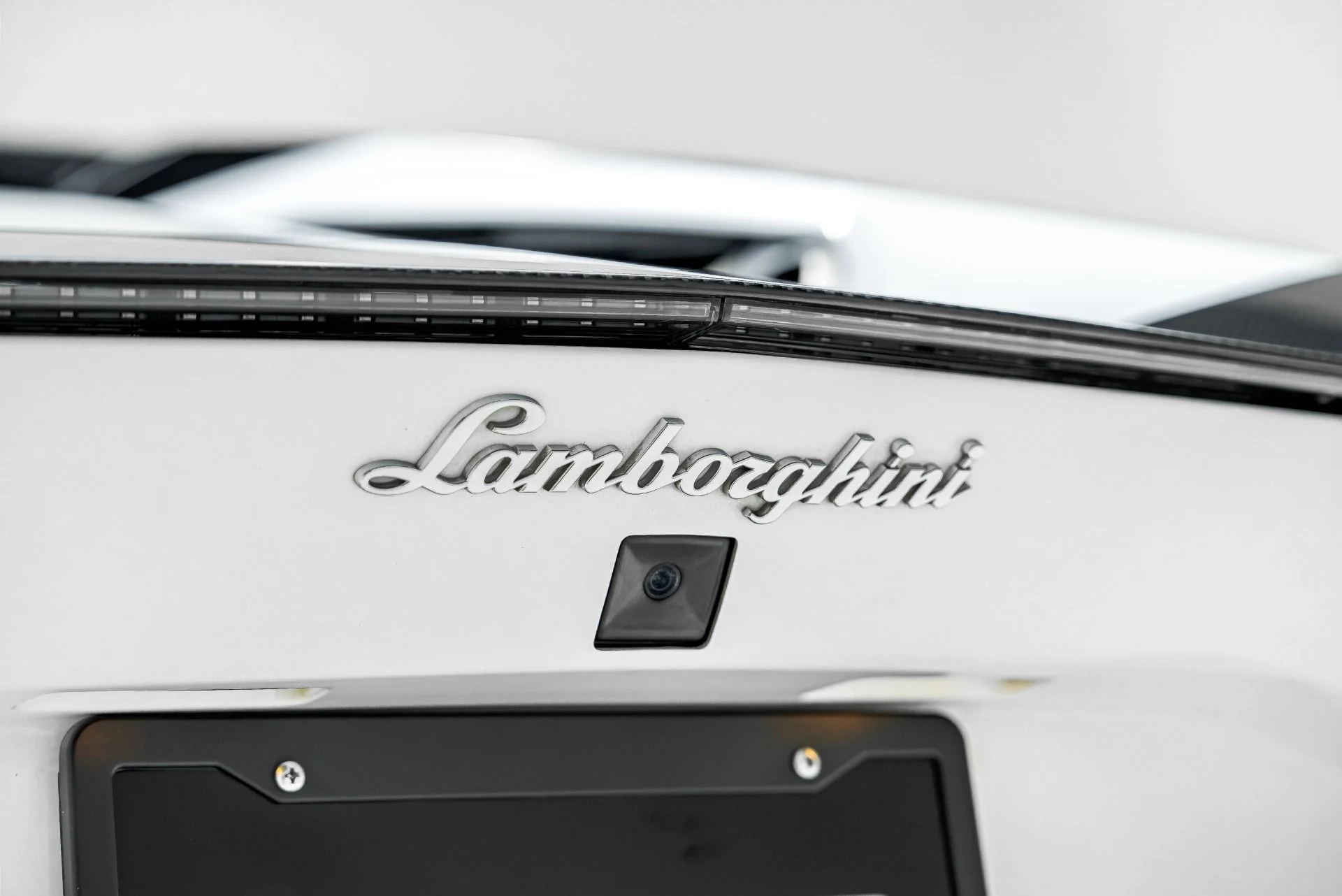 mph033_1743904123_Used_2016_Lamborghini_Aventador_LP_700_4_1790099107_73178ddc94