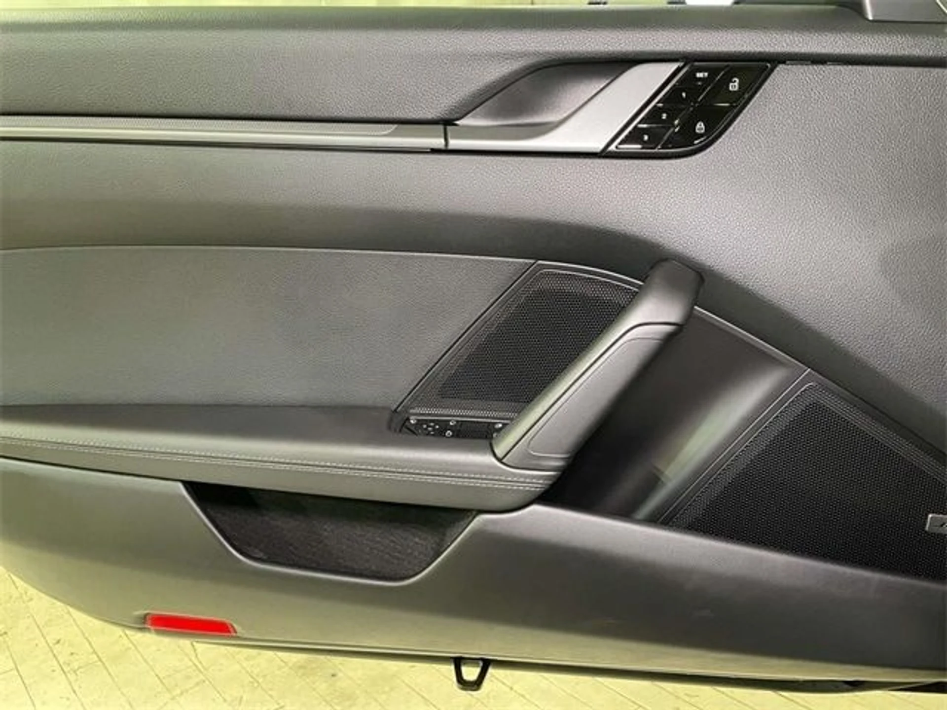 mph033_1751951150_dd55bb36718704367c5e3f6d9c22b51dx_8e0234393b