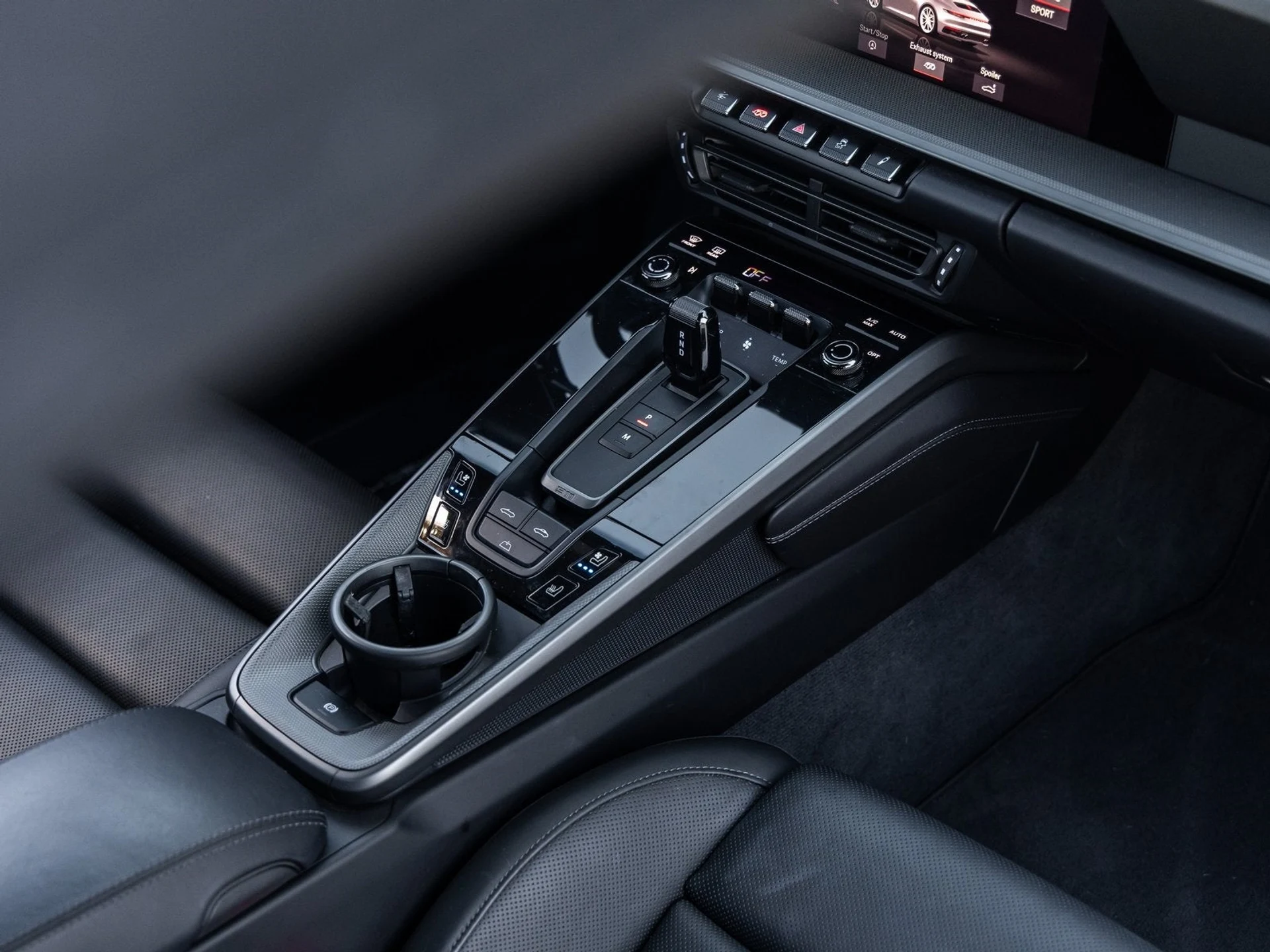 mph033_177654499_34_bec331e9f4