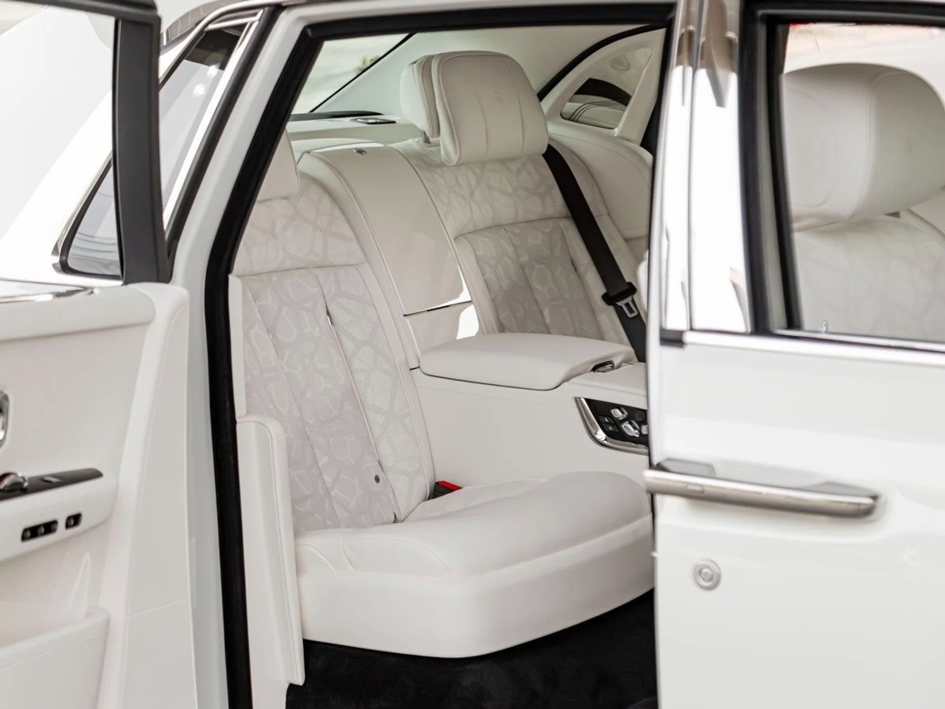 mph033_1778618870_34_587ad86c74