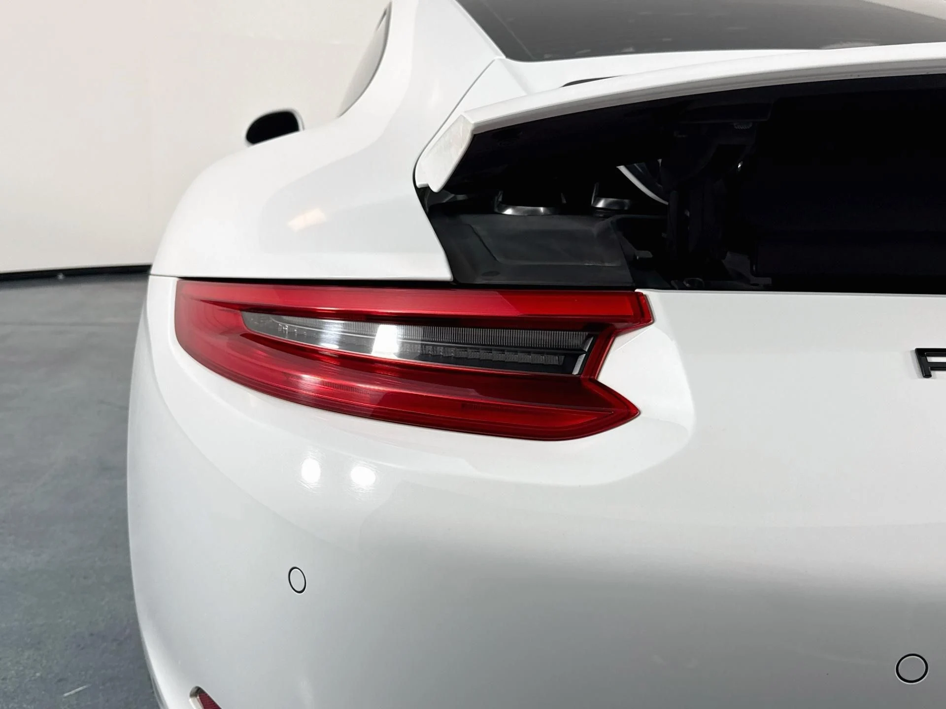 mph033_1785539642_Used_2018_Porsche_911_Carrera_S_1791577852_f2a9b6c6eb