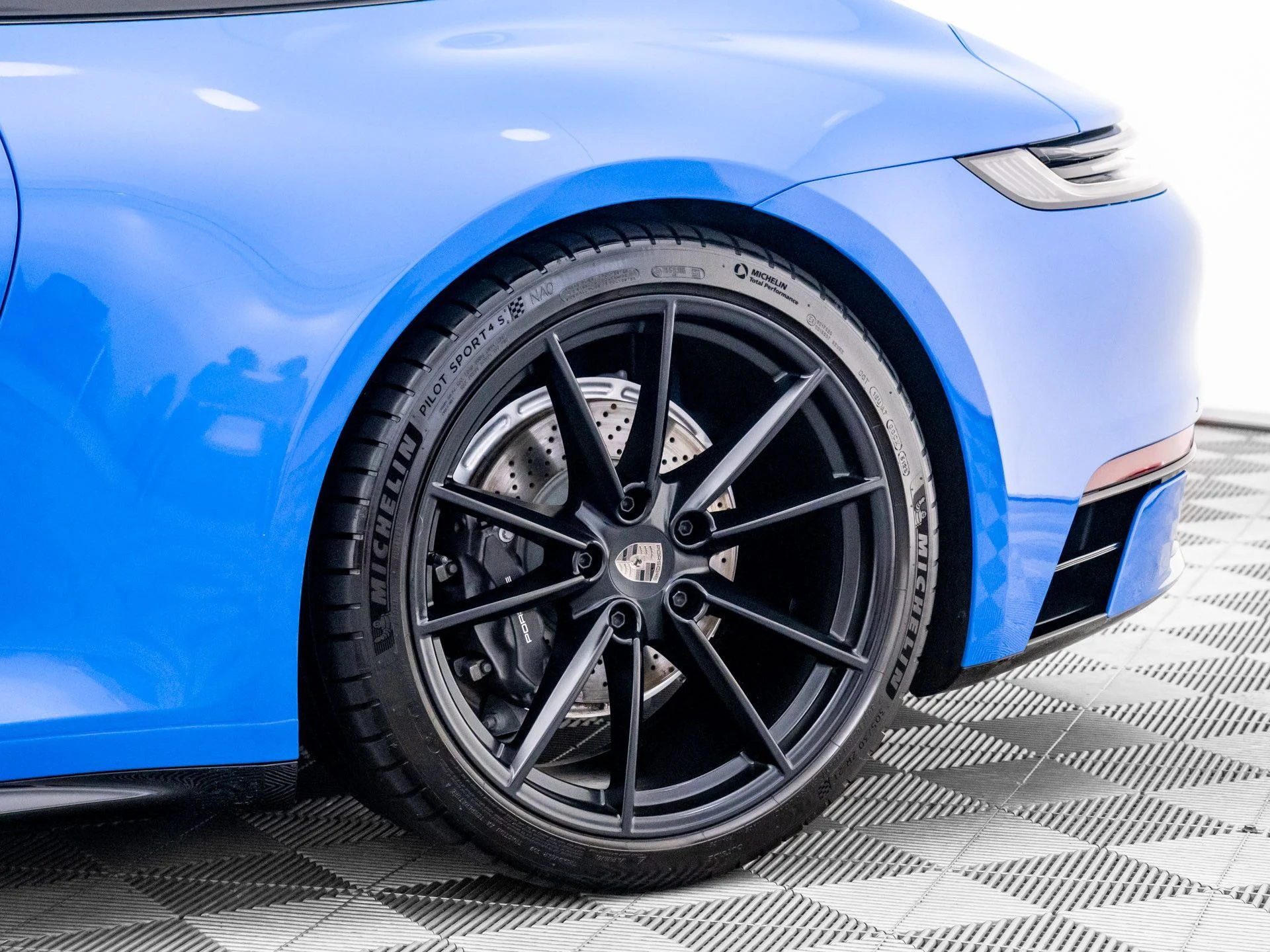 mph033_1785944442_8faee4a9e5b653cb2a31cc65b88cd71dx_fd3e111ae4