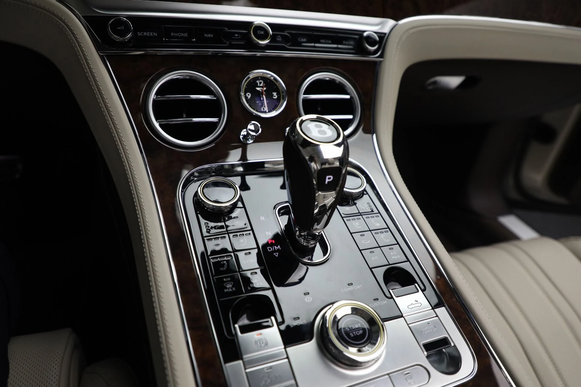 mph033_1813027726_New_2026_Bentley_Continental_GTC_8257ae2039