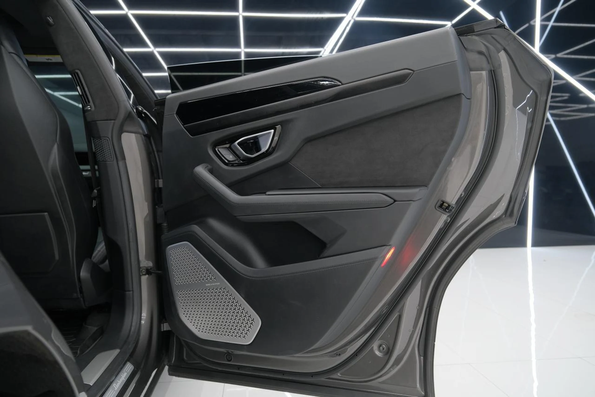 mph033_1813682367_087a7726d0c9e2819e394ed70bd5411a_663e53235a