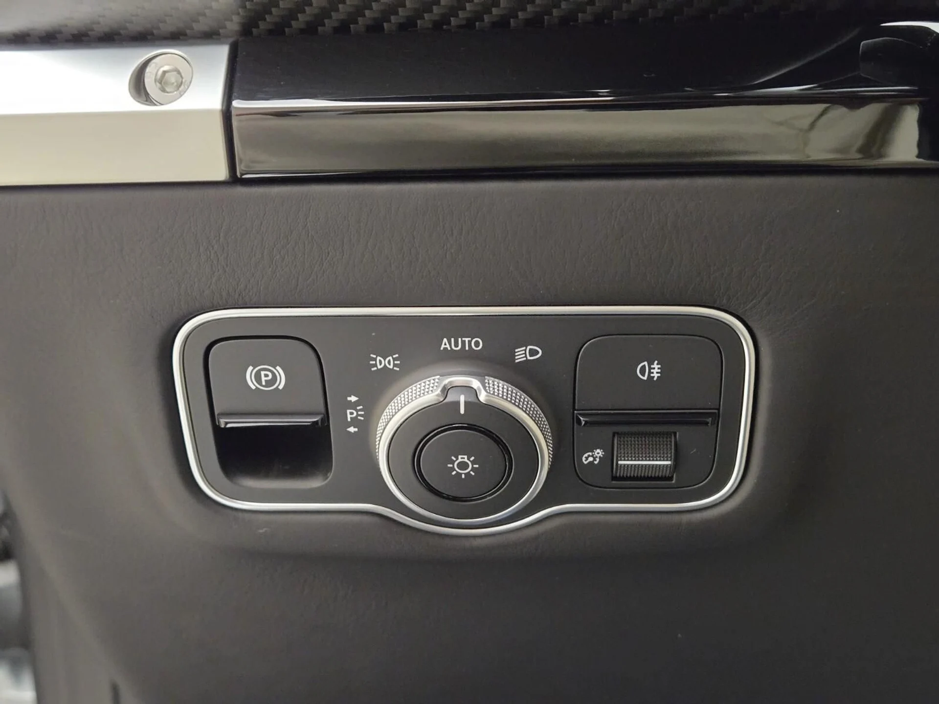 mph033_1820667982_New_2026_Aston_Martin_Vantage_1768889974_4cb896ef4d