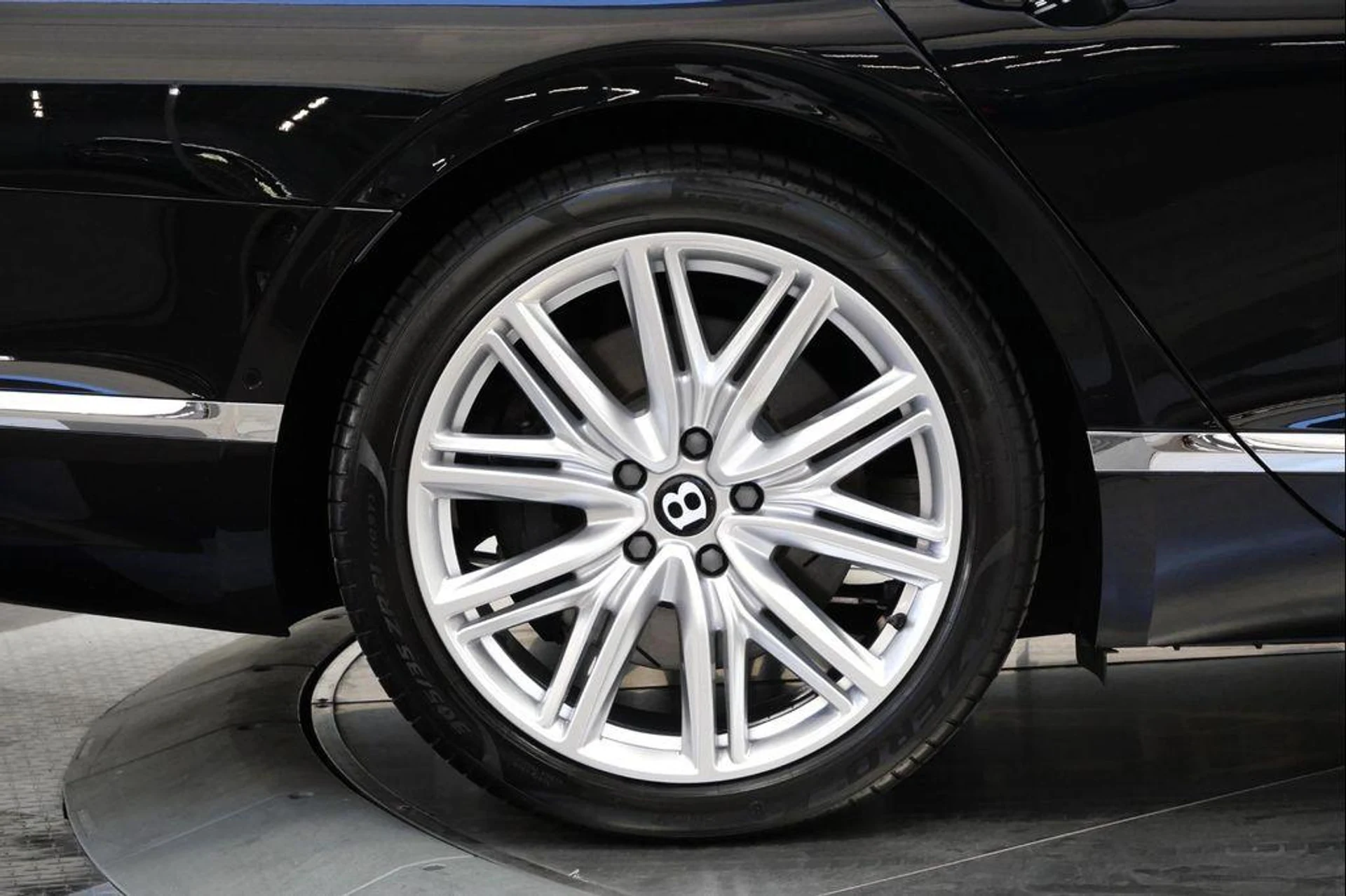 mph033_182489869_a_e2_YOT_Xx_O_Ixt7r_C_Wwp_V_Zpalwk_U_416f69321a