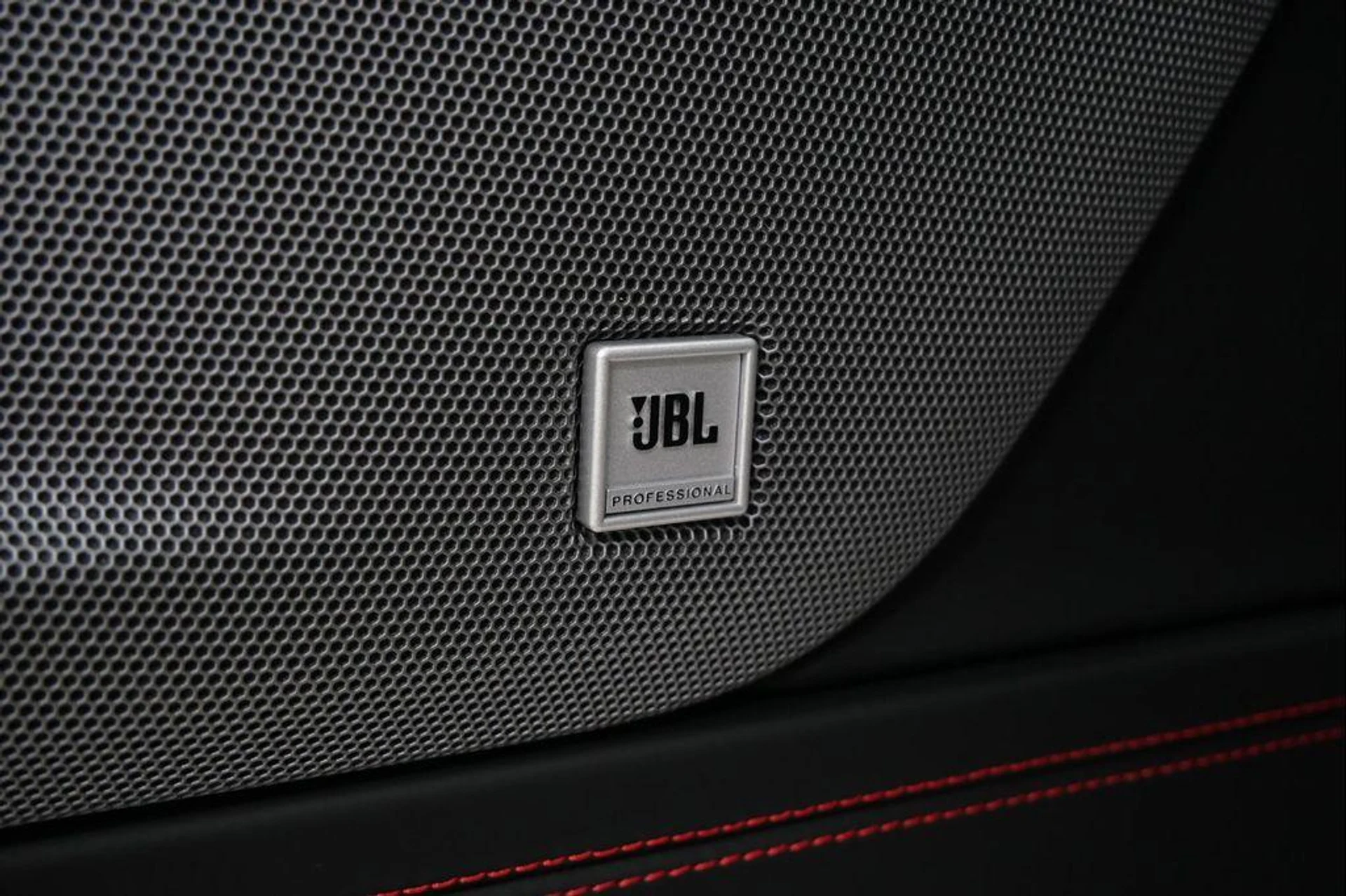 mph033_1827286832_4gng5oj_T_Xb_Fu_UD_3b_Z_Ewxge4xm_Wo_9a8f7e16bc