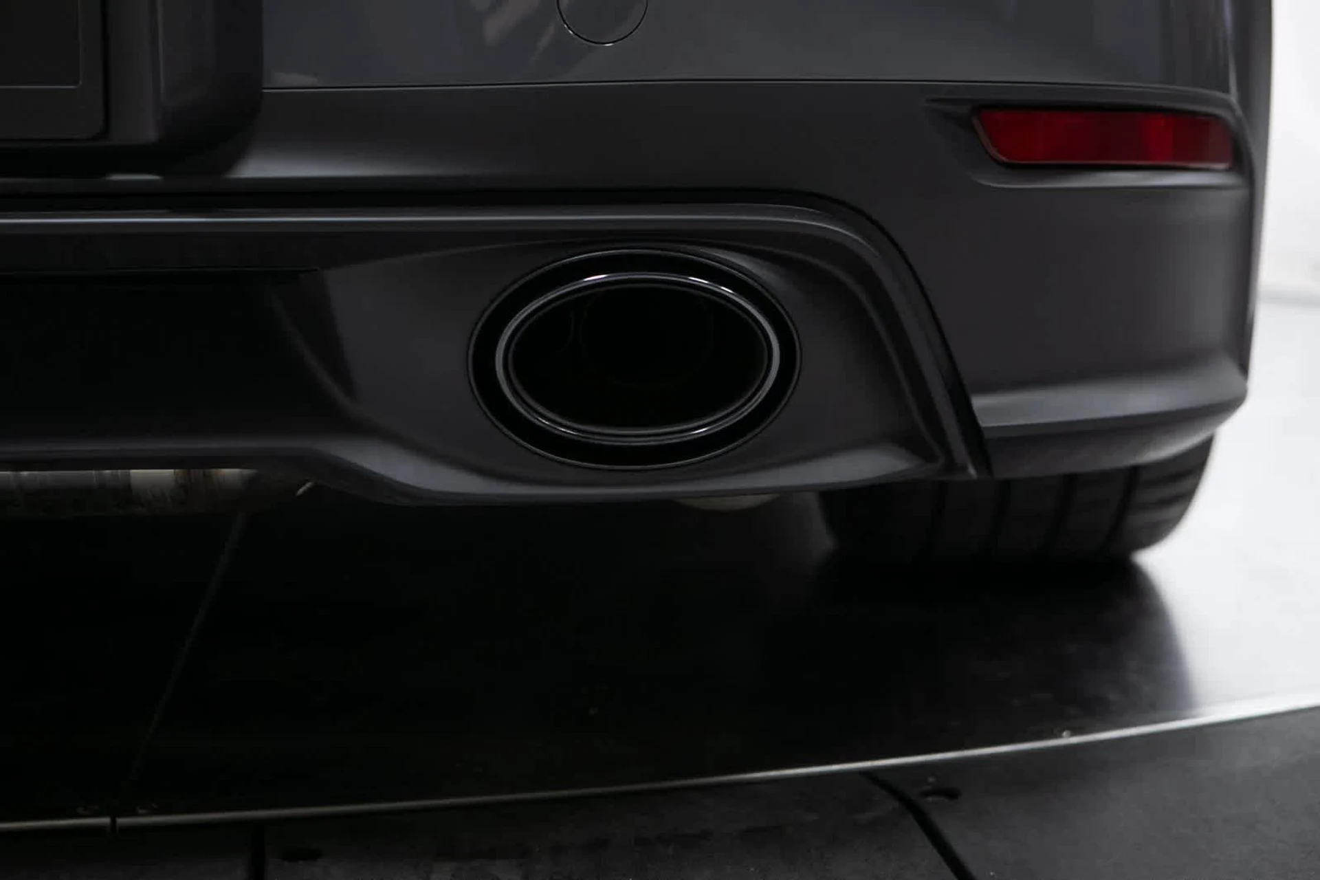 mph033_1845676861_2a3bdf264784cdf333bcc011a9902163x_326db882c0