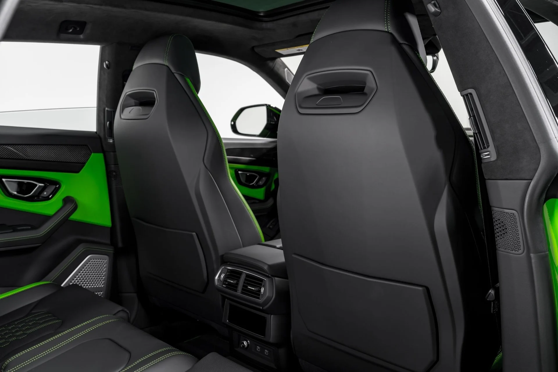 mph033_1846786572_1fc7387f0504a7fa94b12477cecc0ecbx_51e6a3308d