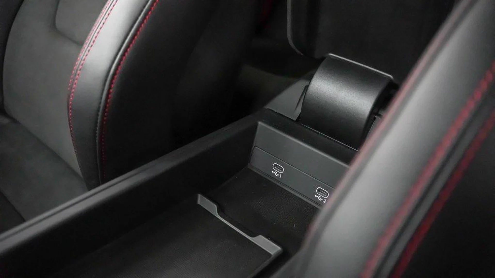 mph033_184748219_9_K_m_V_Iyw_R_I_Iw_Fg_AEI_7u_UU_6_A_Mls_0b7fceff35