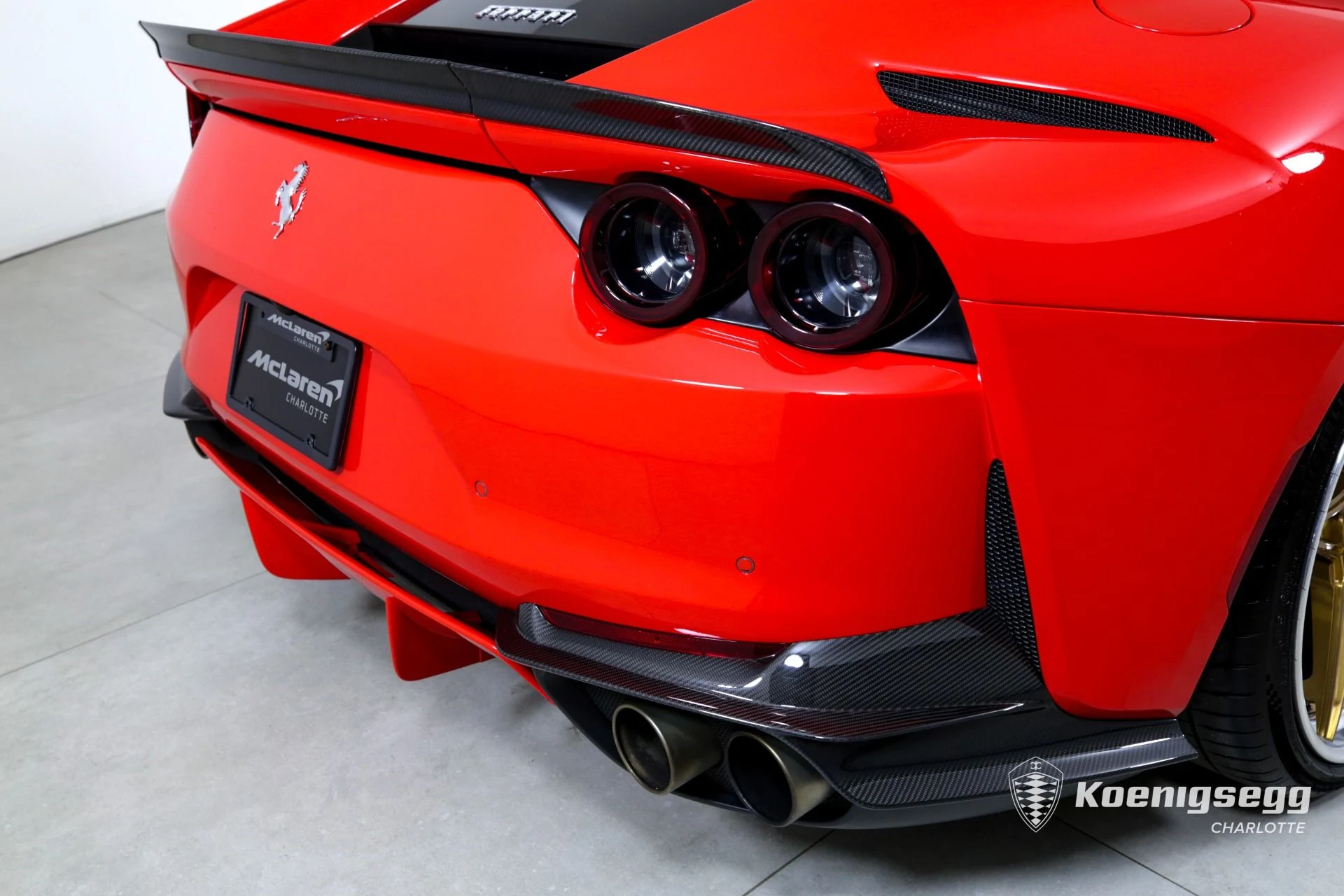 mph033_1851473276_Used_2018_Ferrari_812_Superfast_1711034362_72e9cea6b6