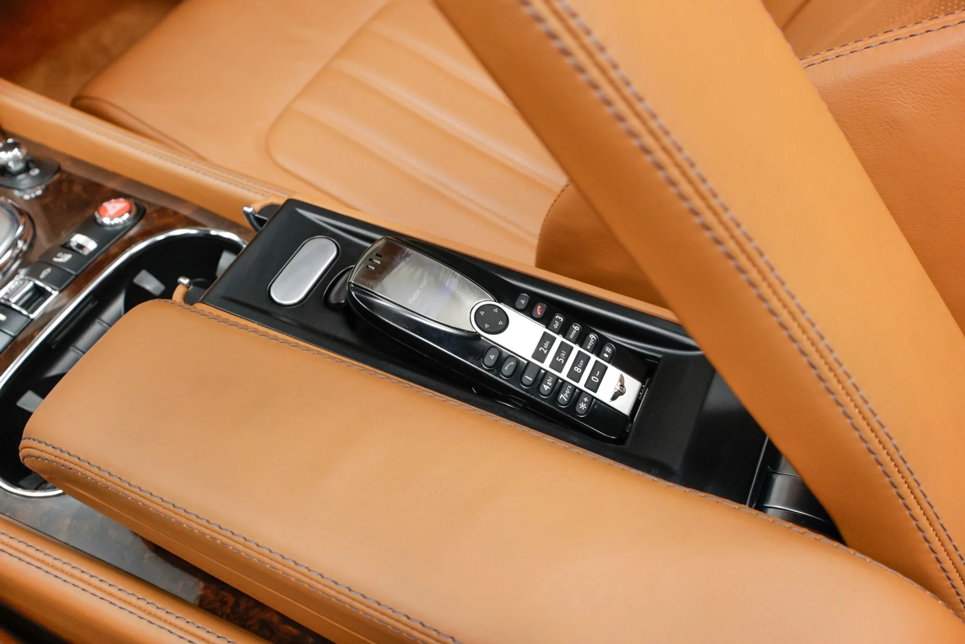 mph033_186280938_Used_2013_Bentley_Continental_GTC_1761057953_ff0032917e