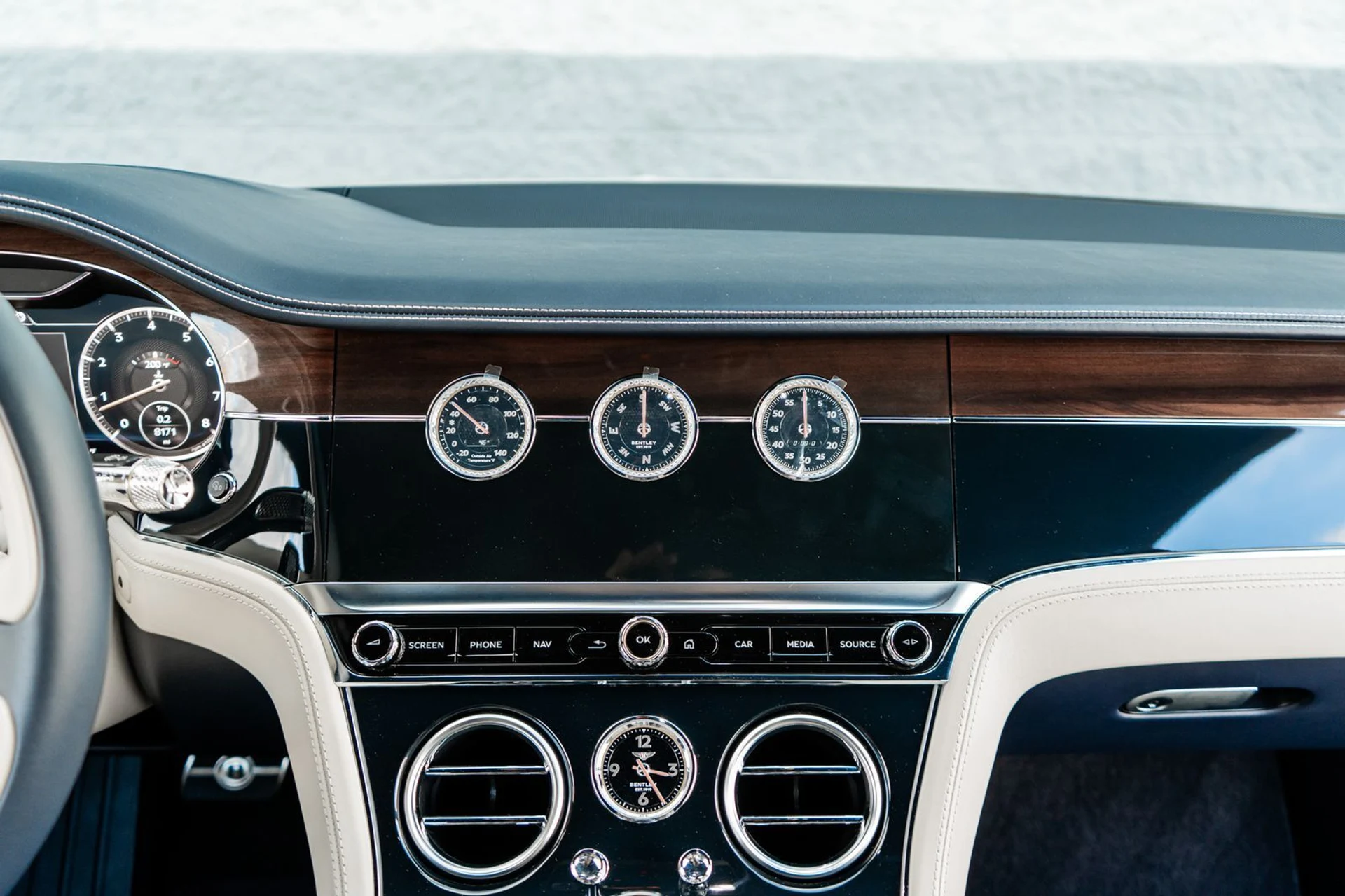 mph033_1869137409_19e8e417_f31a_4da1_9143_55a4c10c1ee3_8f50f0a21b