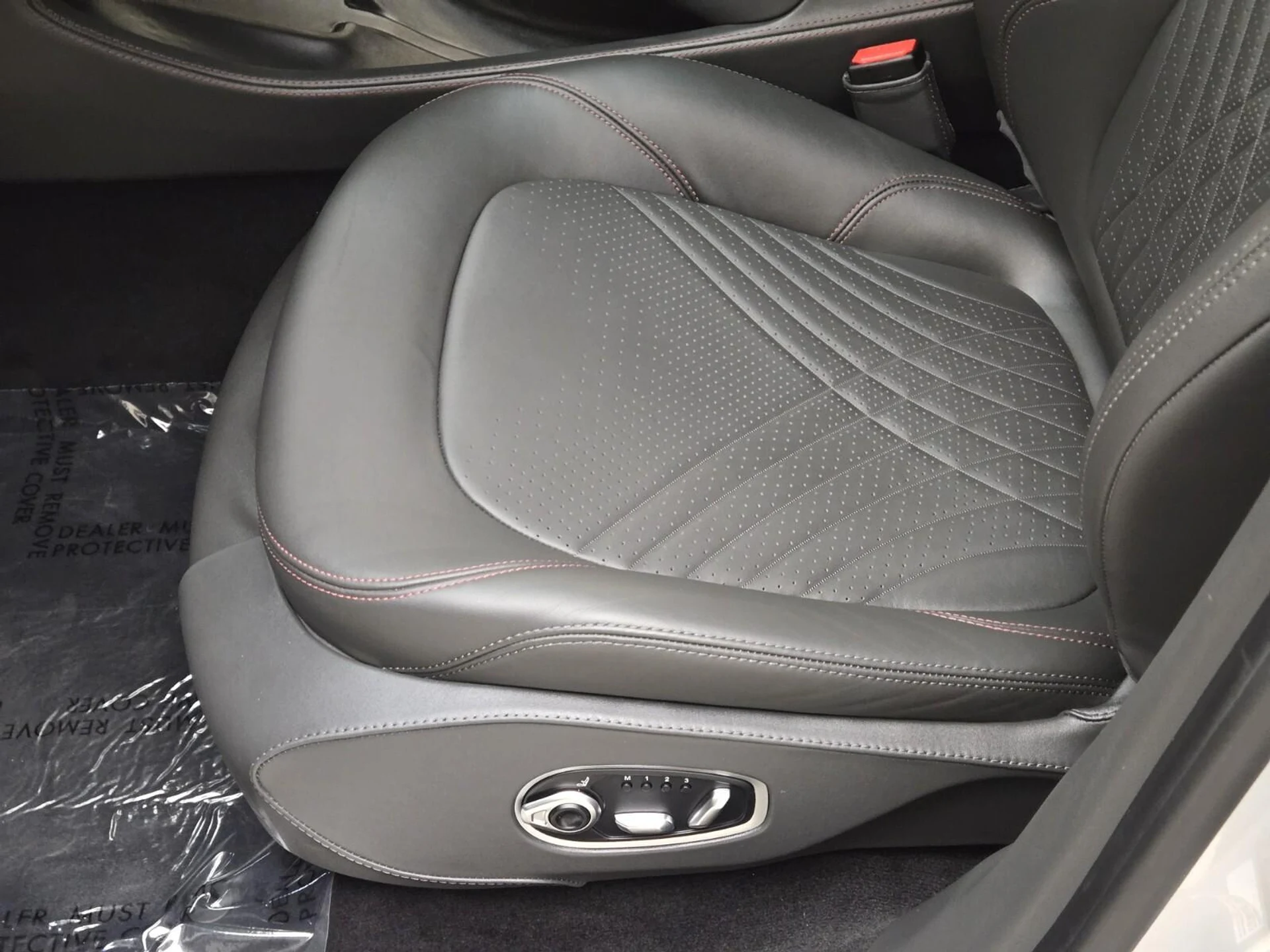 mph033_1870585261_Used_2024_Aston_Martin_DBX_1777355479_48b43bd0b4