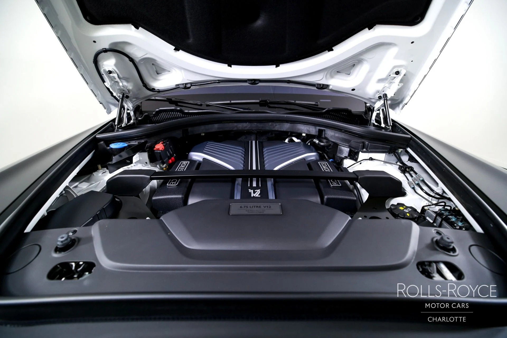 mph033_1872892689_Used_2025_Rolls_Royce_Black_Badge_Cullinan_1769527230_b709781d1f