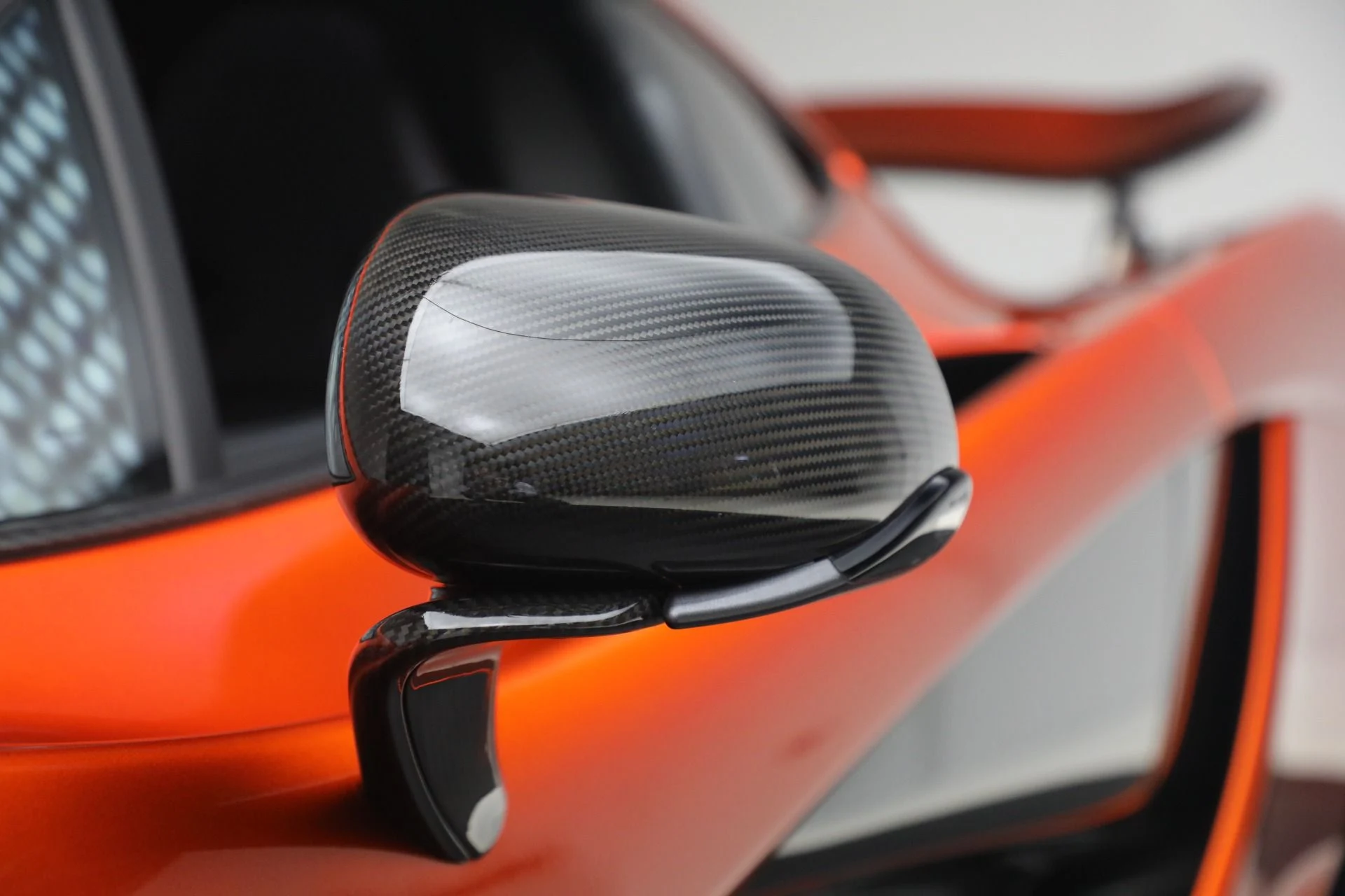 mph033_1878271555_Used_2015_Mc_Laren_P1_05eabc630b