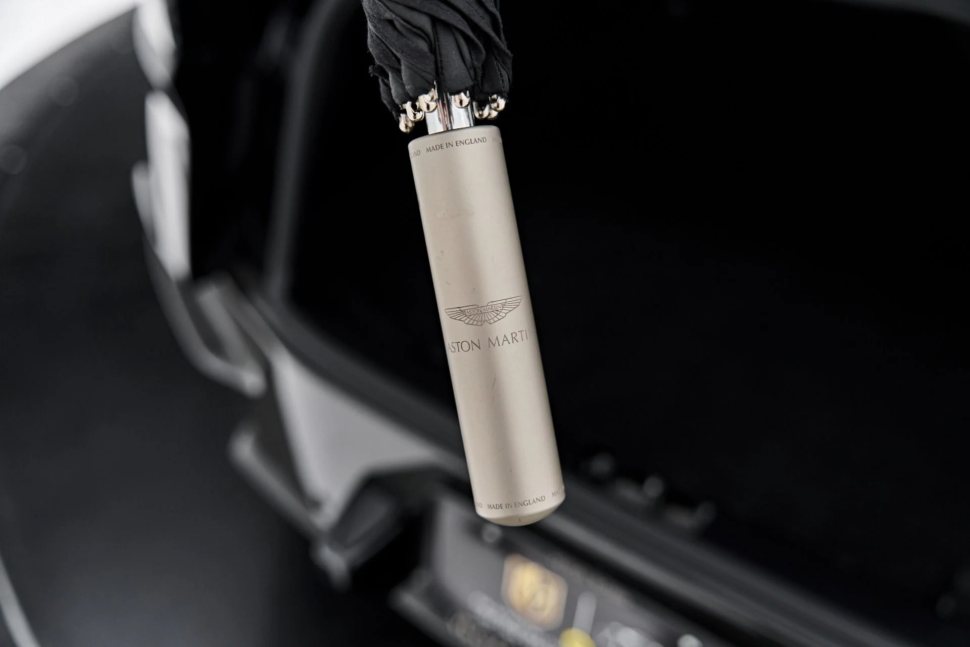 mph033_187875739_Used_2019_Aston_Martin_DBS_Superleggera_1791337459_3b0851e601