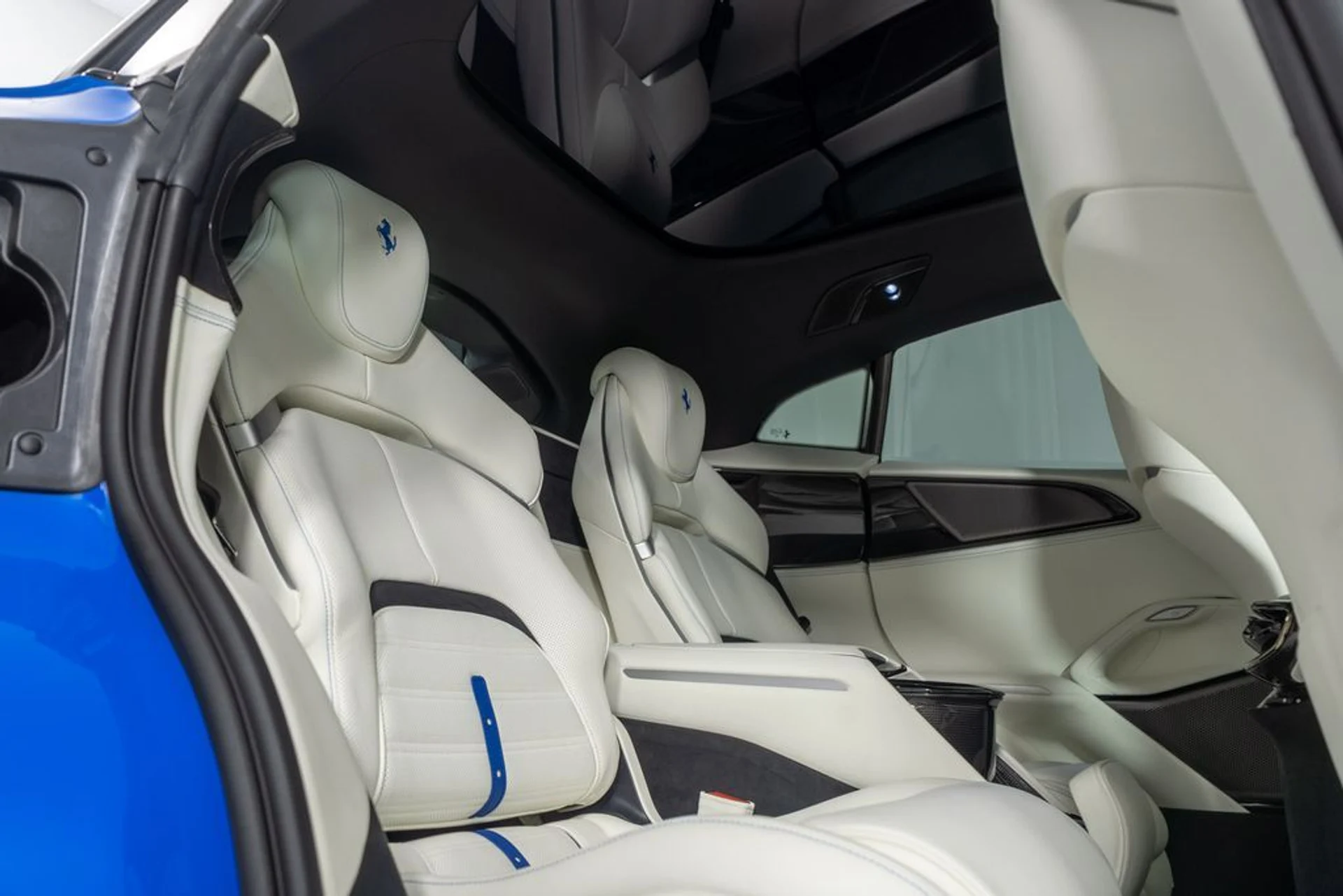 mph033_1879045310_54b24b1d_de0b_4990_857a_e23d295b6086_9e3c51fffa