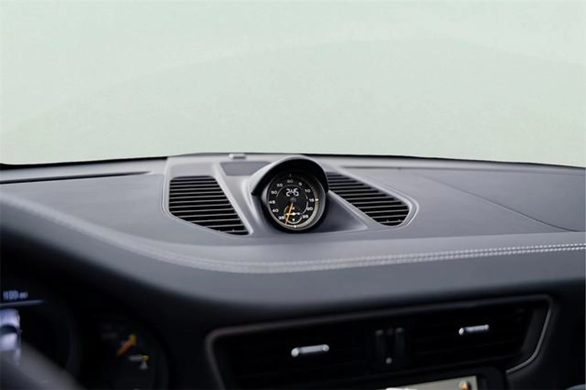 mph033_1880128517_IG_06bbw_Ko_ZLZ_8a_N_Ci2fx_Htu2_OAA_67b82df1ef