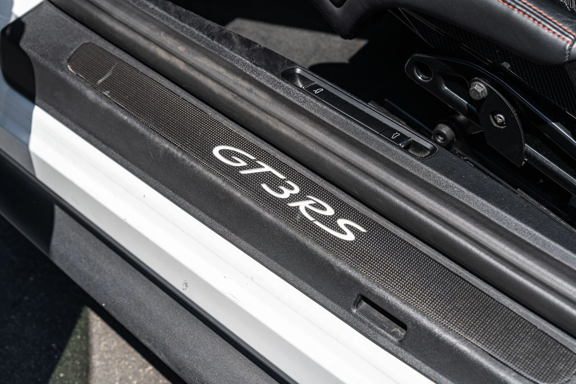 mph033_1889823643_Used_2019_Porsche_911_GT_3_RS_1754072611_379ef81733