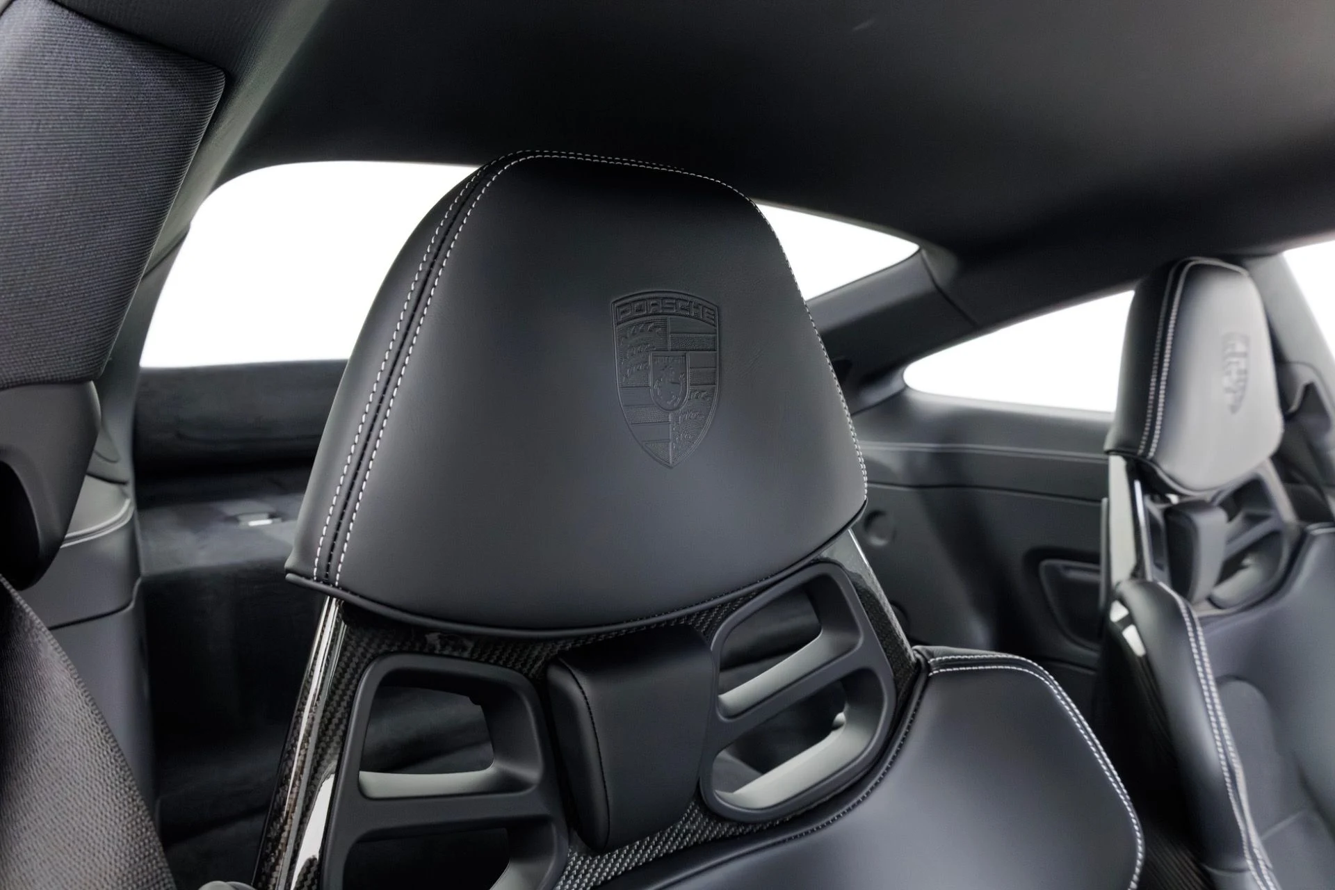 mph033_1895360280_Used_2024_Porsche_911_GT_3_Touring_1767999905_1cd30226f6