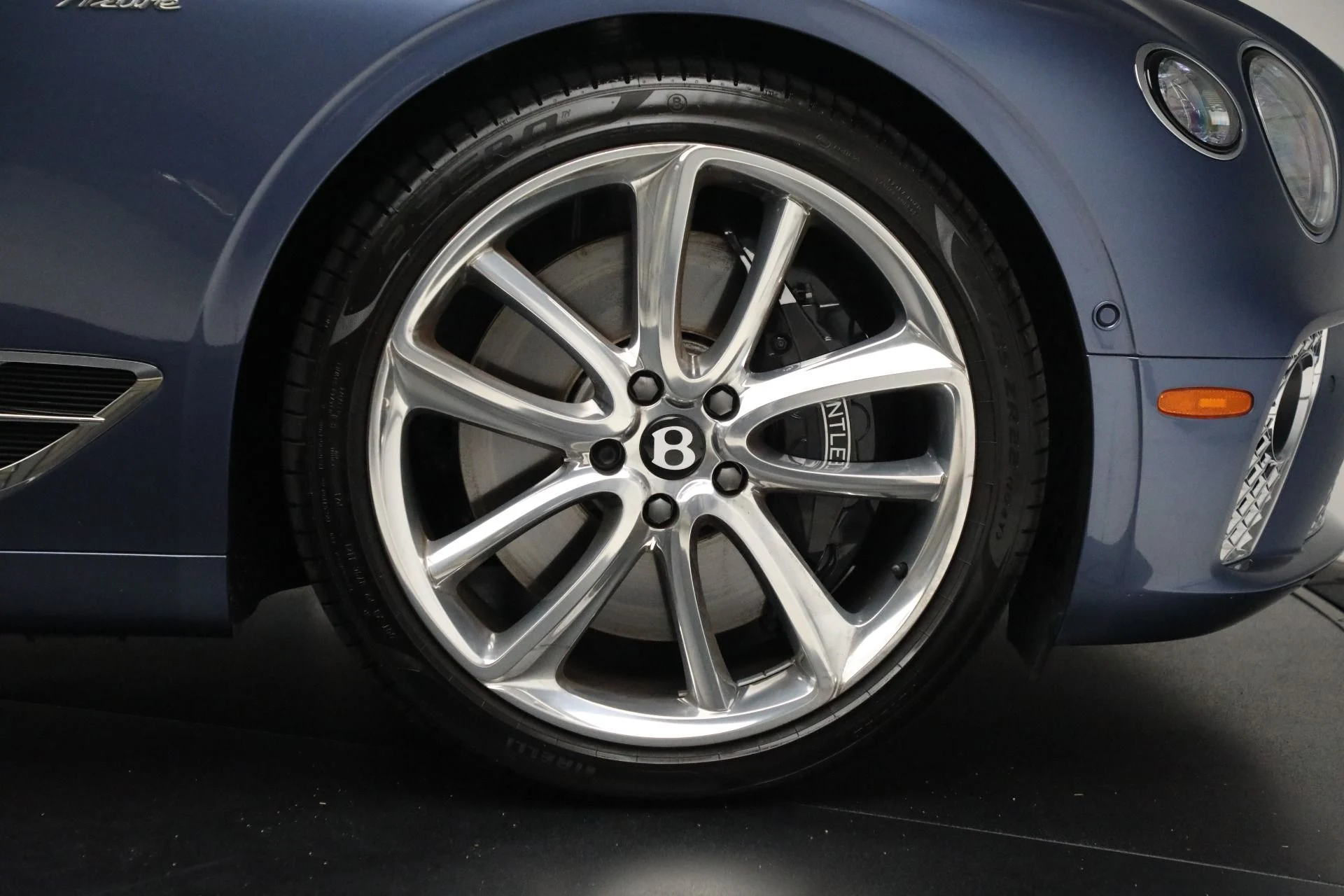 mph033_1918057943_Used_2023_Bentley_Continental_GTC_Azure_V8_abefcc4356