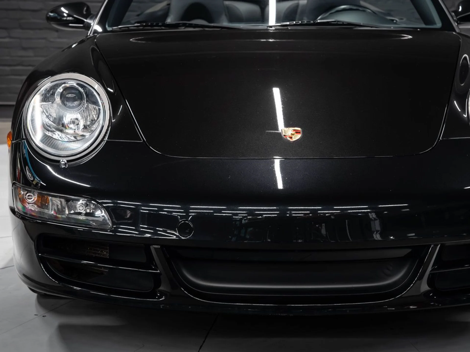 mph033_1933116851_porsche_911_2006_c2c7630510
