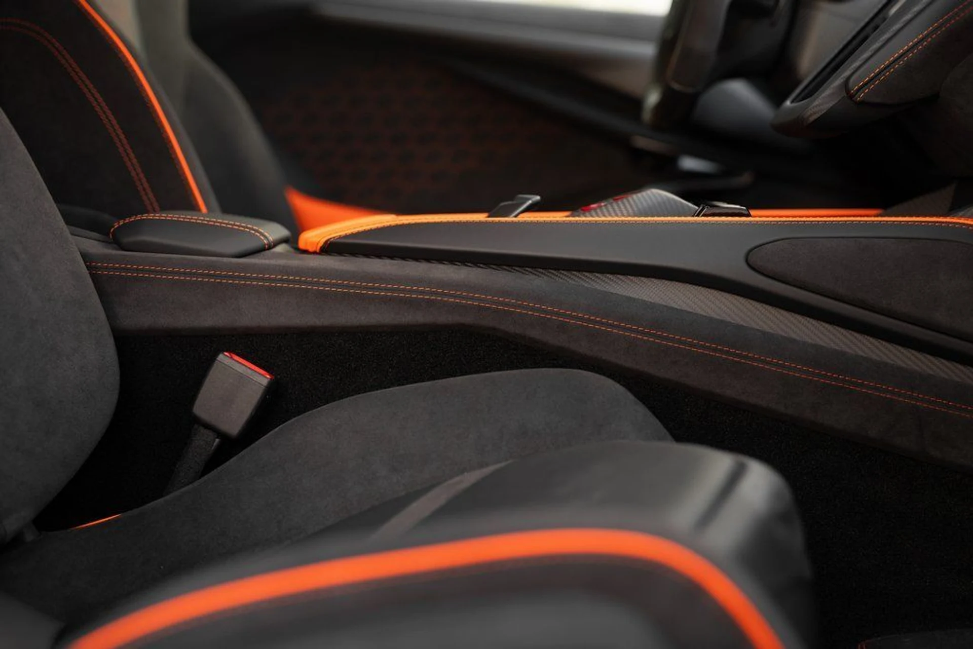 mph033_1934344224_17362330fd6db359401b6eef705bcab6x_2ab9017c5b