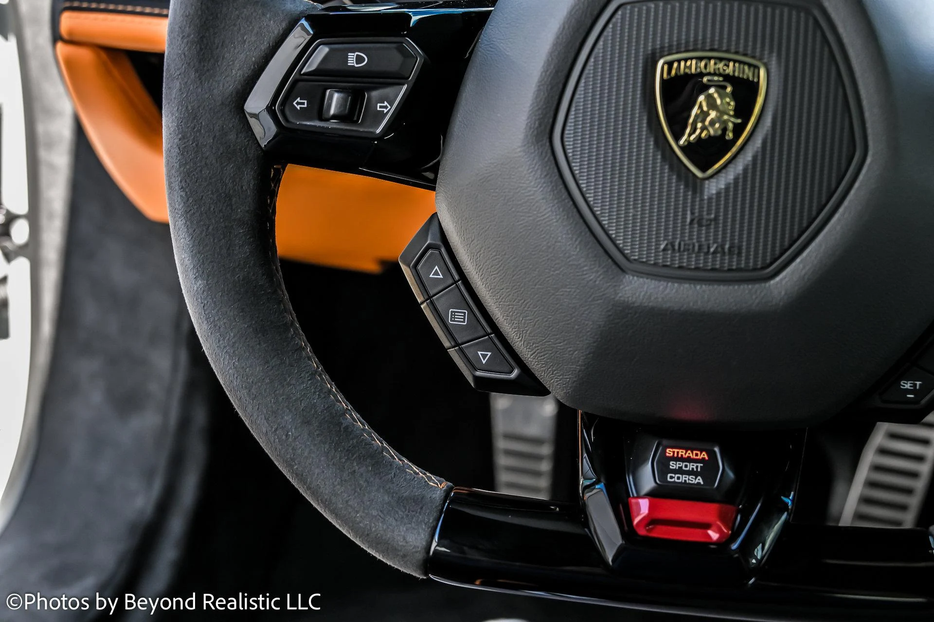mph033_1934947695_Used_2024_Lamborghini_Huracan_Tecnica_1757145939_e9a920526f
