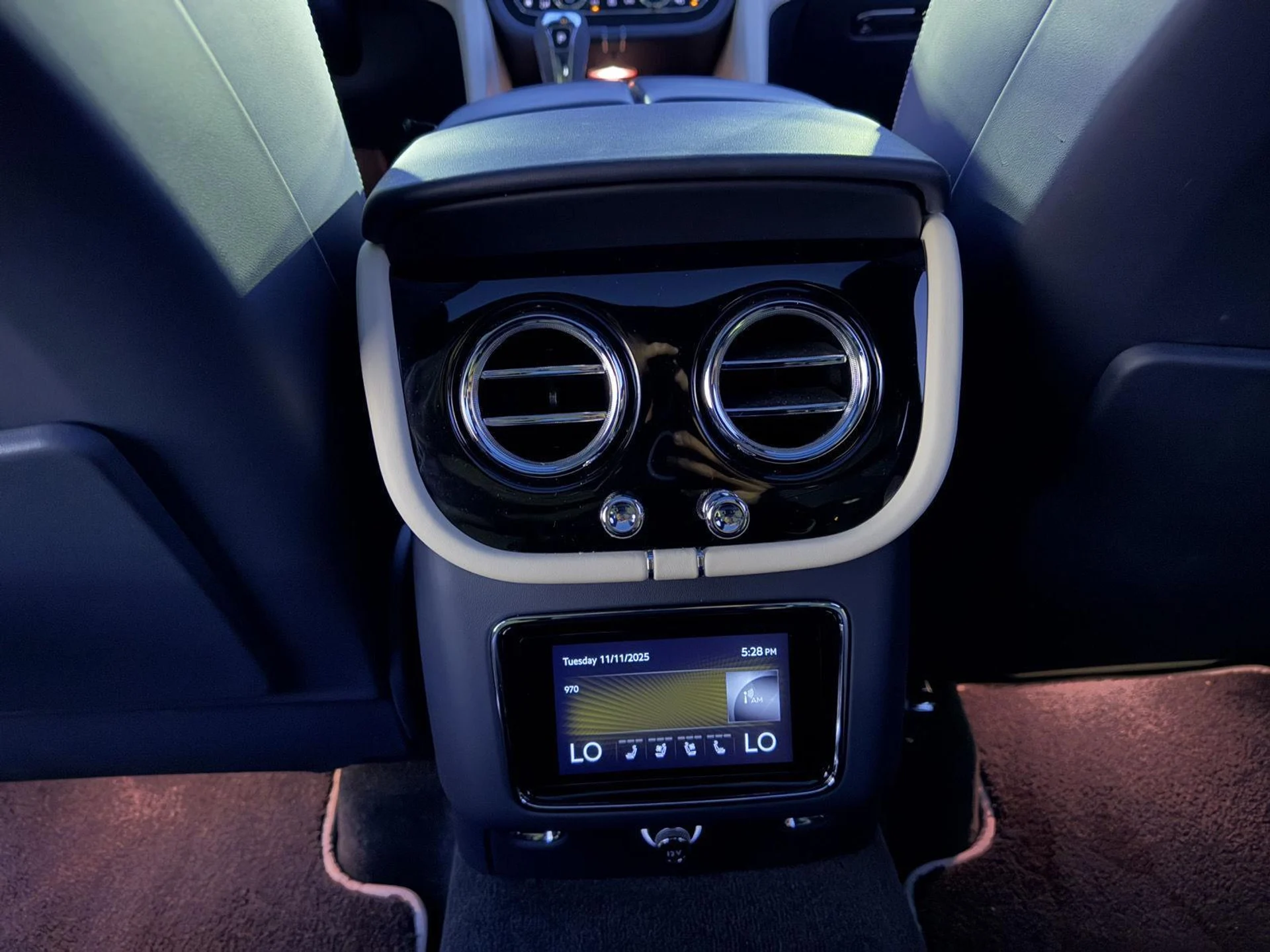 mph033_1942947989_525e7be31faeafcdeb49048759dc3fee_96ab78d7db