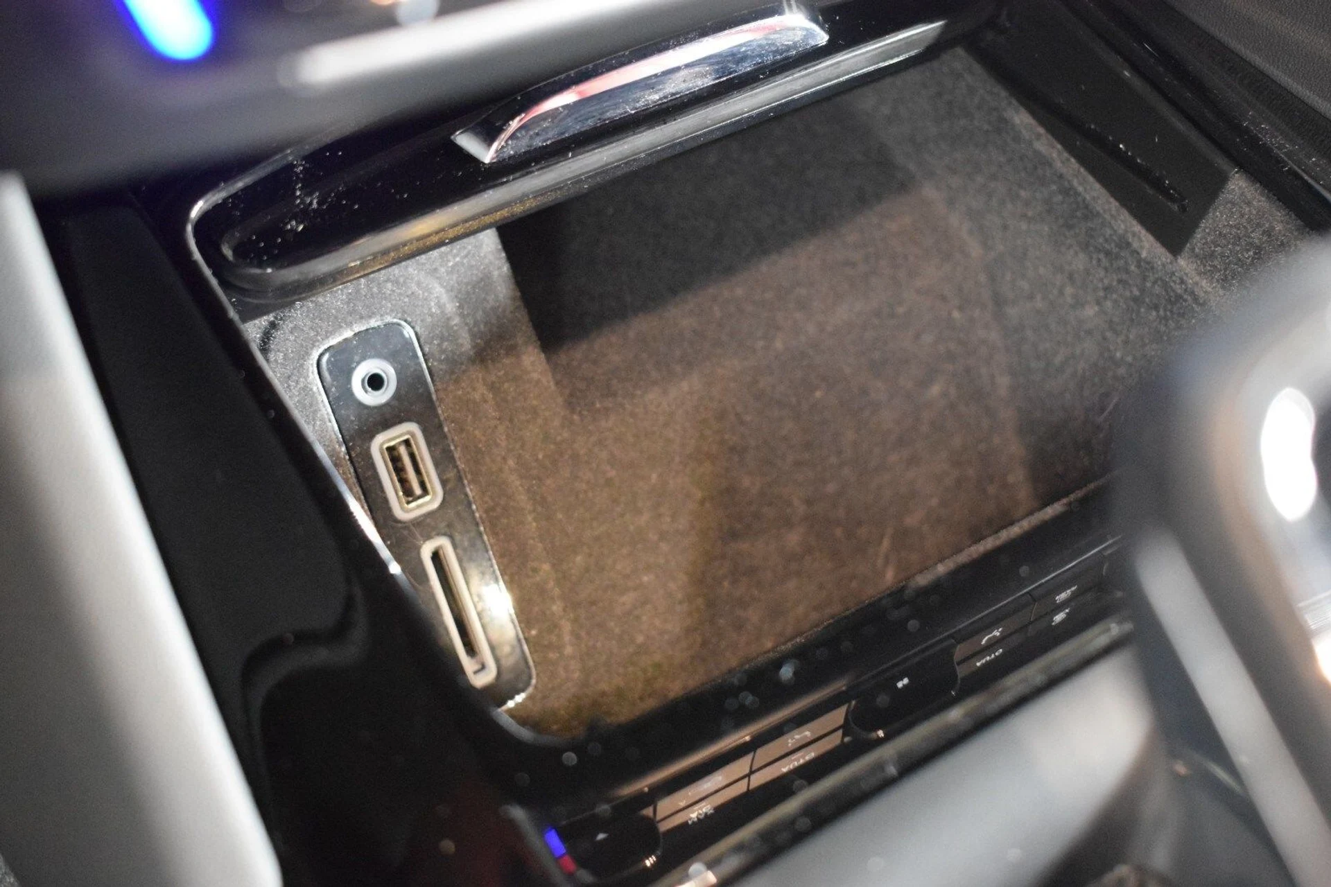 mph033_19433229_7ea47b35a33e8bbda7f0e48870385a58x_b9b8c56e89