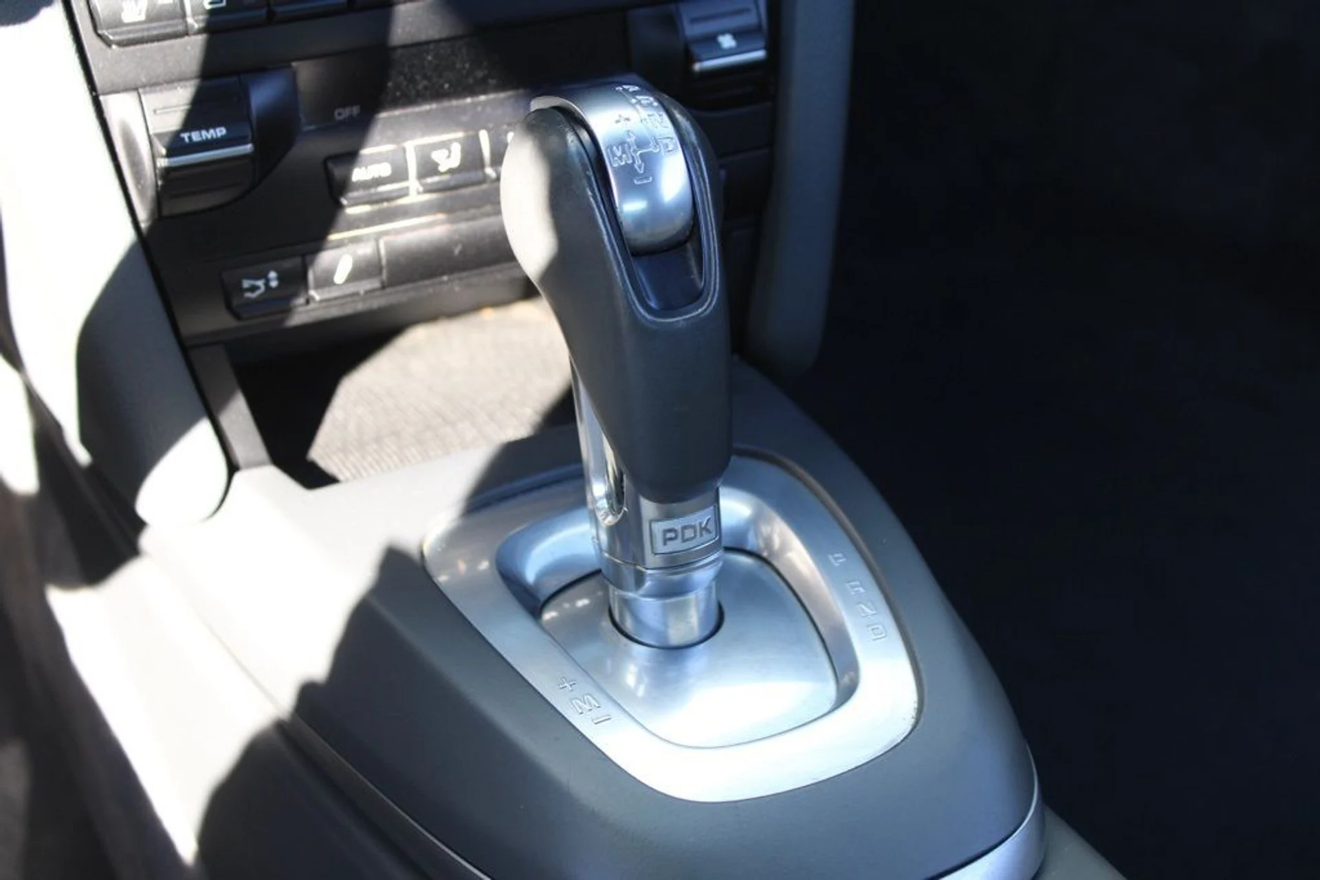 mph033_1945179003_dc953fb1cf989768775387350685e880_14bb54ec7f