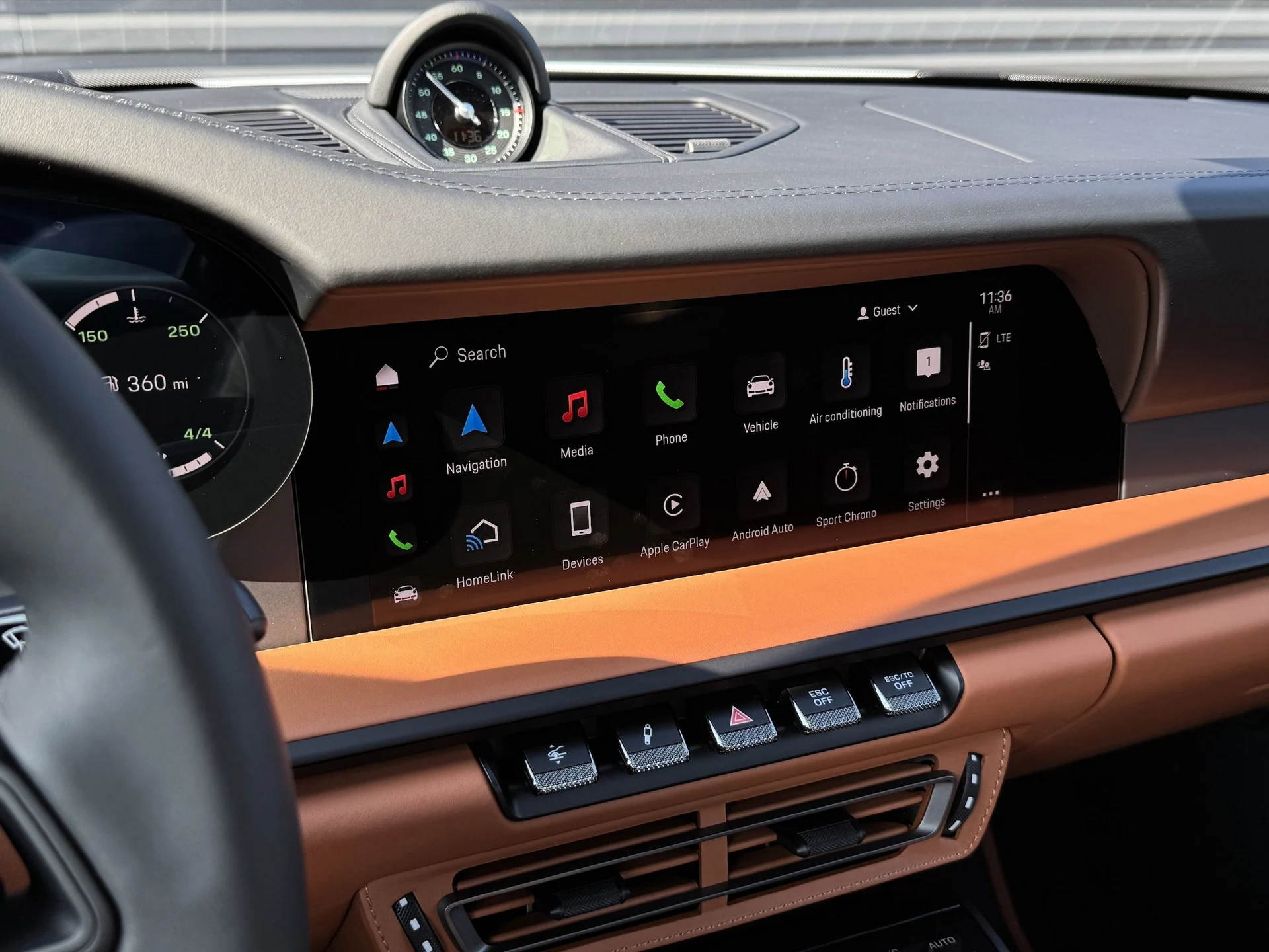 mph033_194591692_a8524e7ef548176d21e44391d28da4d2x_e370da8b30