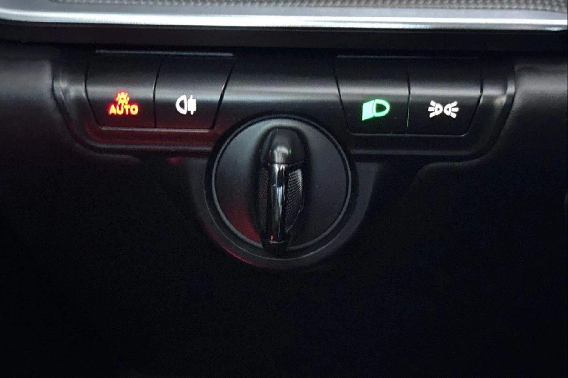 mph033_1959773662_zn_MYYR_Td_Zv_T_Dj_Ov_Zvq_Ixch_EY_9p8_5a6a37c244