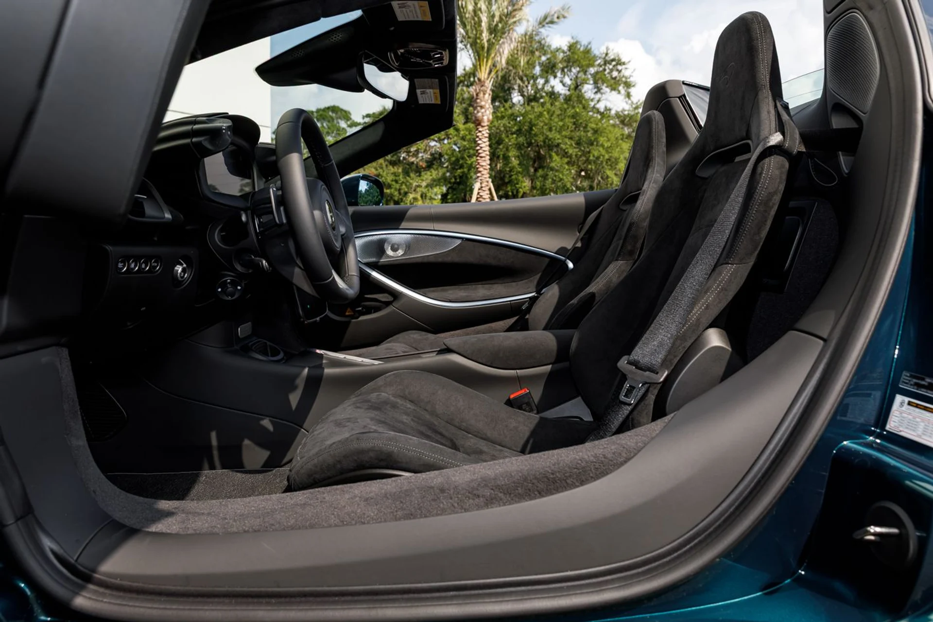 mph033_1960022491_587_p34_l_99215d45cb