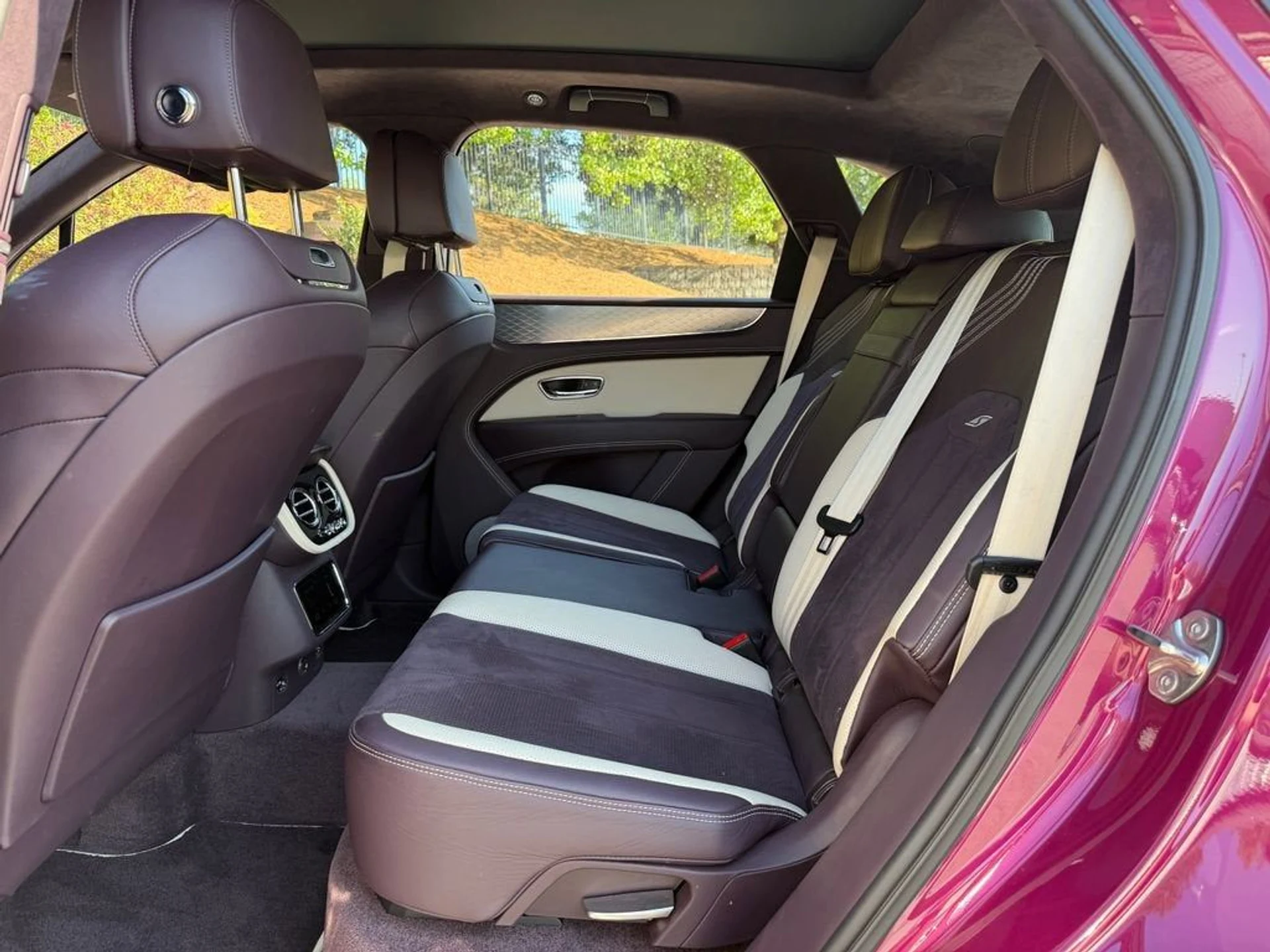 mph033_1961925175_ac1313a09f3e43e1997a7ec0b6d6948c_5765ac7168