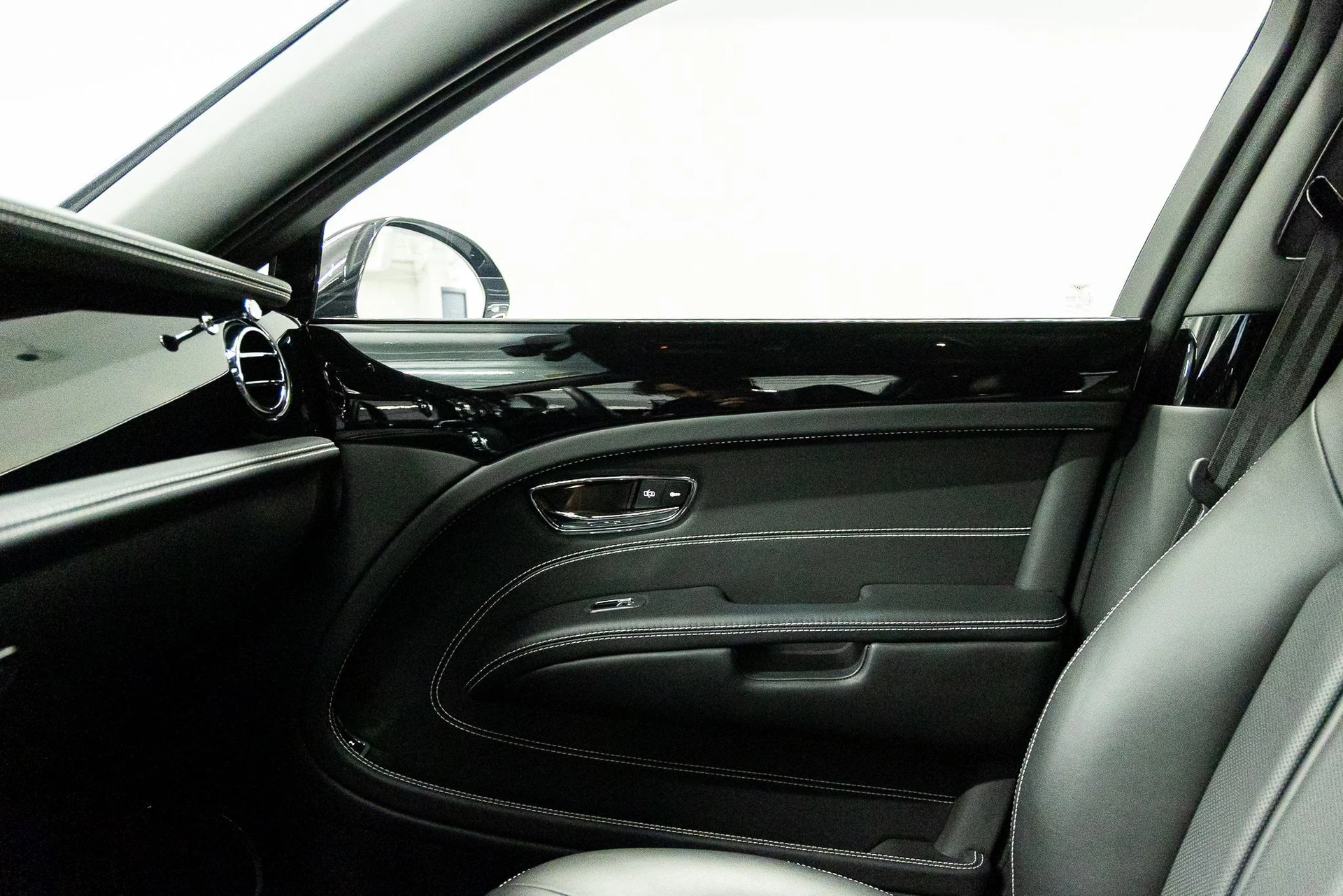 mph033_1962356972_6b47af729f4579c8d9401f0e5d247073x_42998399b1