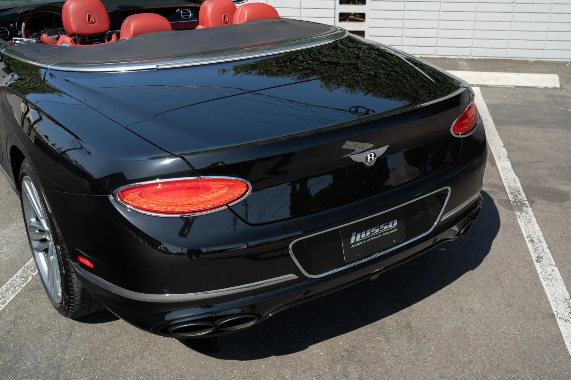 mph033_1964431298_Used_2023_Bentley_Continental_GTC_V8_1755892856_0cb3072a8b