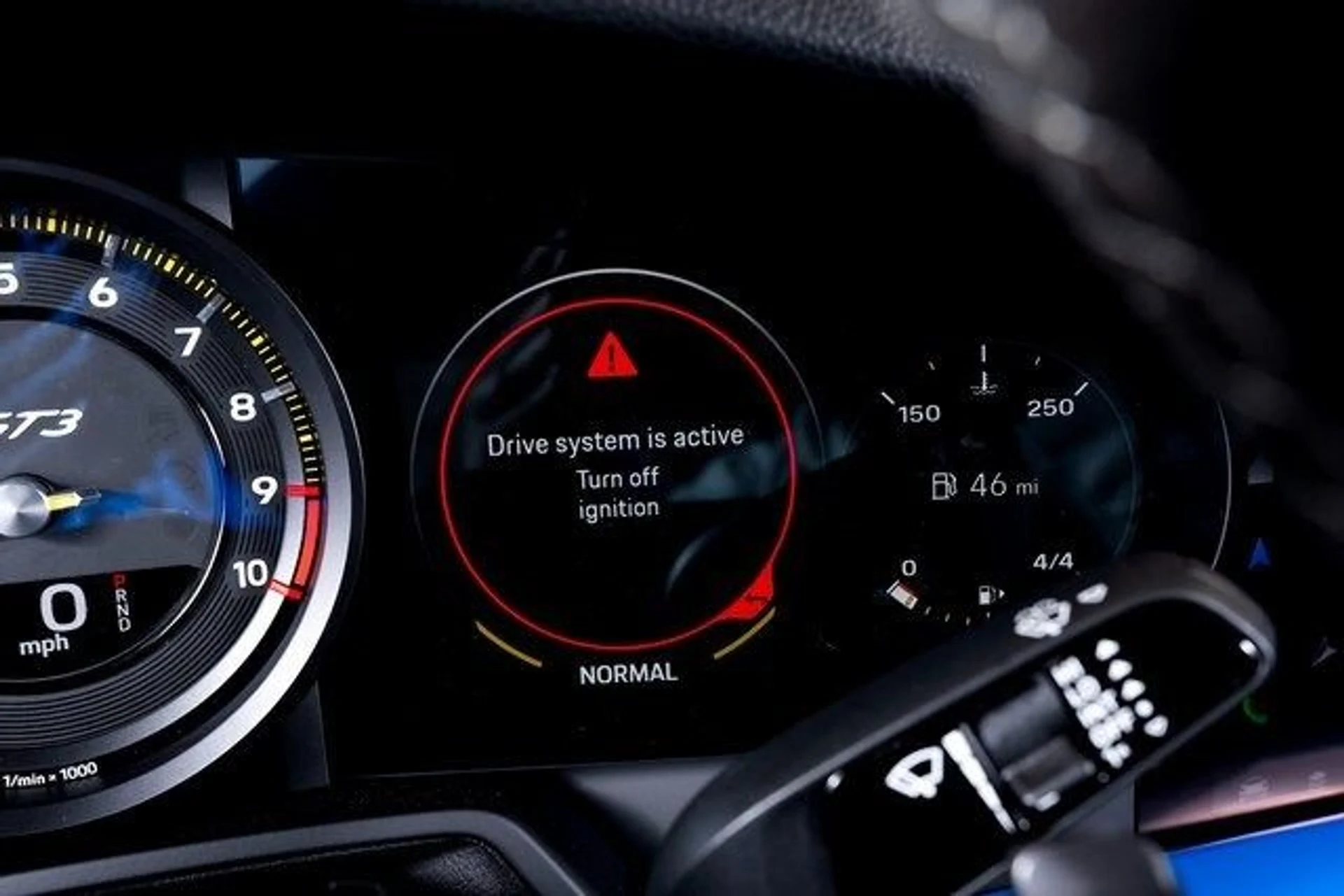 mph033_1967185861_222ba1e8e4c424100593db0ffa3d5fd7x_a1da8f5a5a