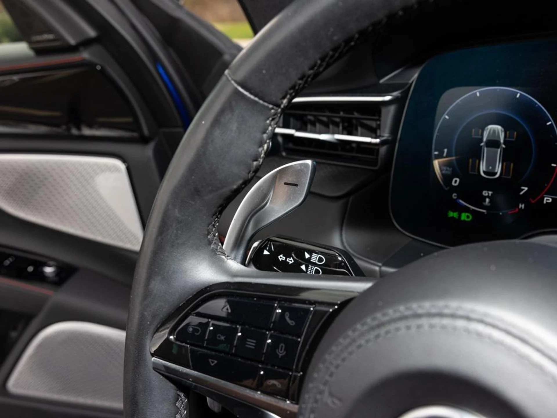 mph033_1967755305_472374604_6925efb742064a968b9b852d_47948adc96