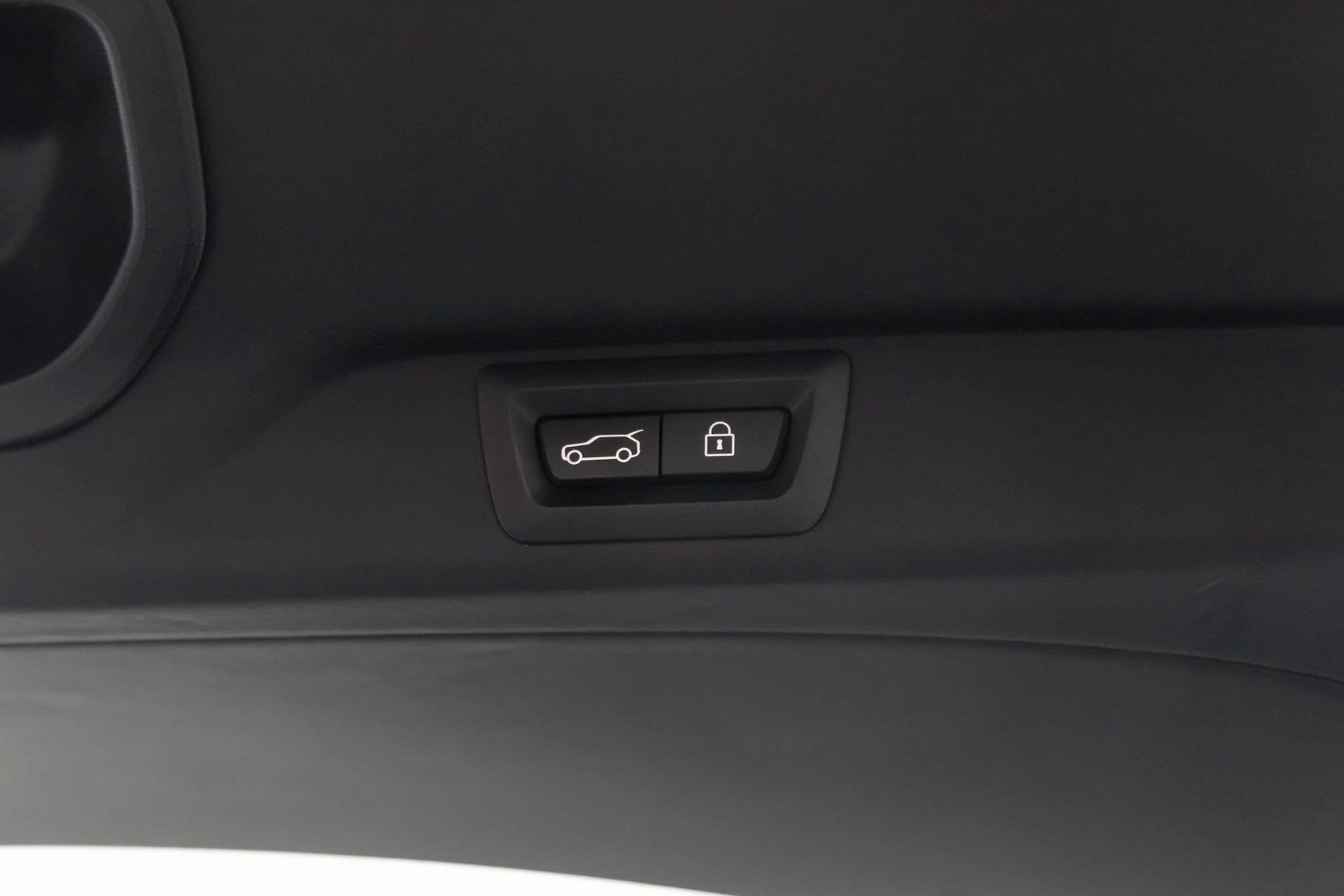 mph033_198301195_34_6fbaa992ed