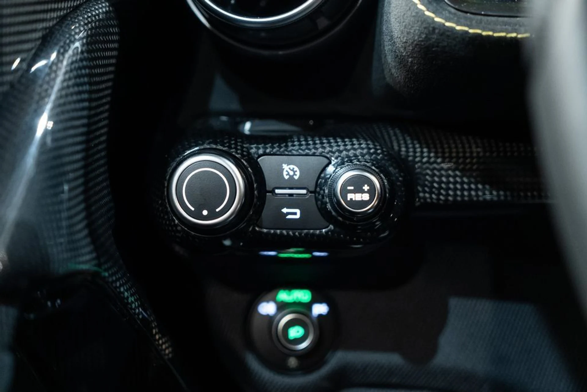 mph033_1988891739_1341953b515b1c2f7f432d4b22102f09_eae32512e0