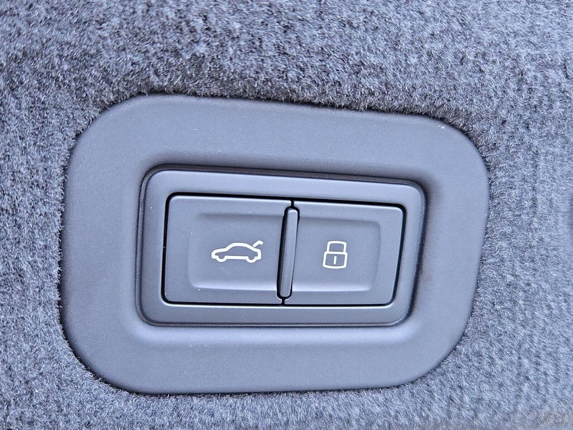 mph033_1992098128_3a9baa69aad156fdadd9872a3b7f3f53x_477cd1e8d1