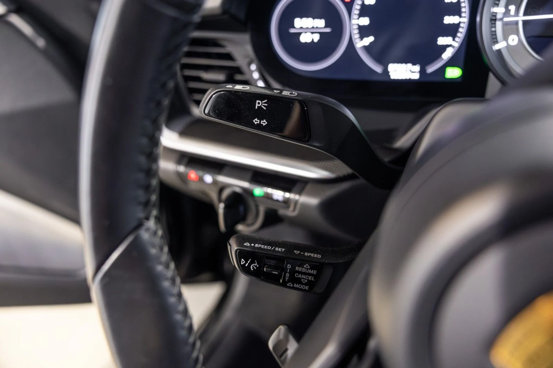 mph033_1993069260_Fw_cf523cb38f